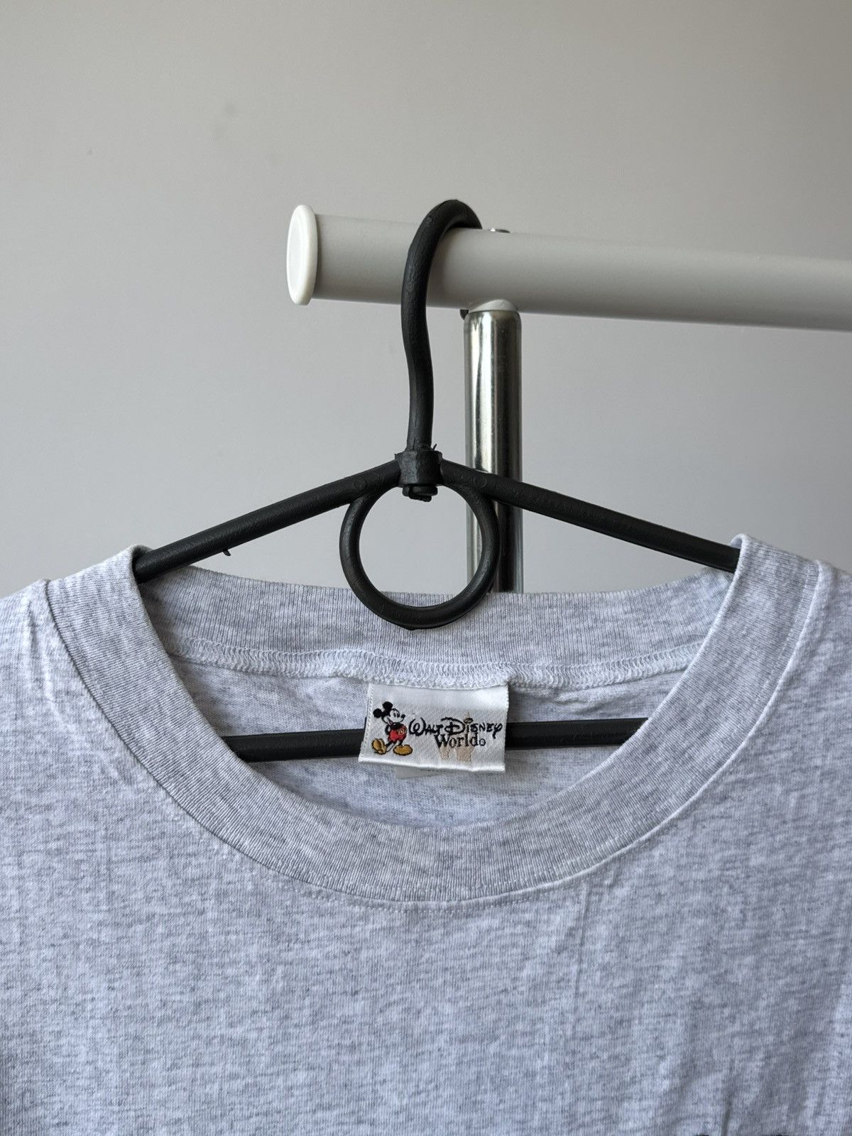 Disney Vintage 90s Mickeys Gym Tank Top Tee Shirt Size US L / EU 52-54 / 3 - 4 Thumbnail