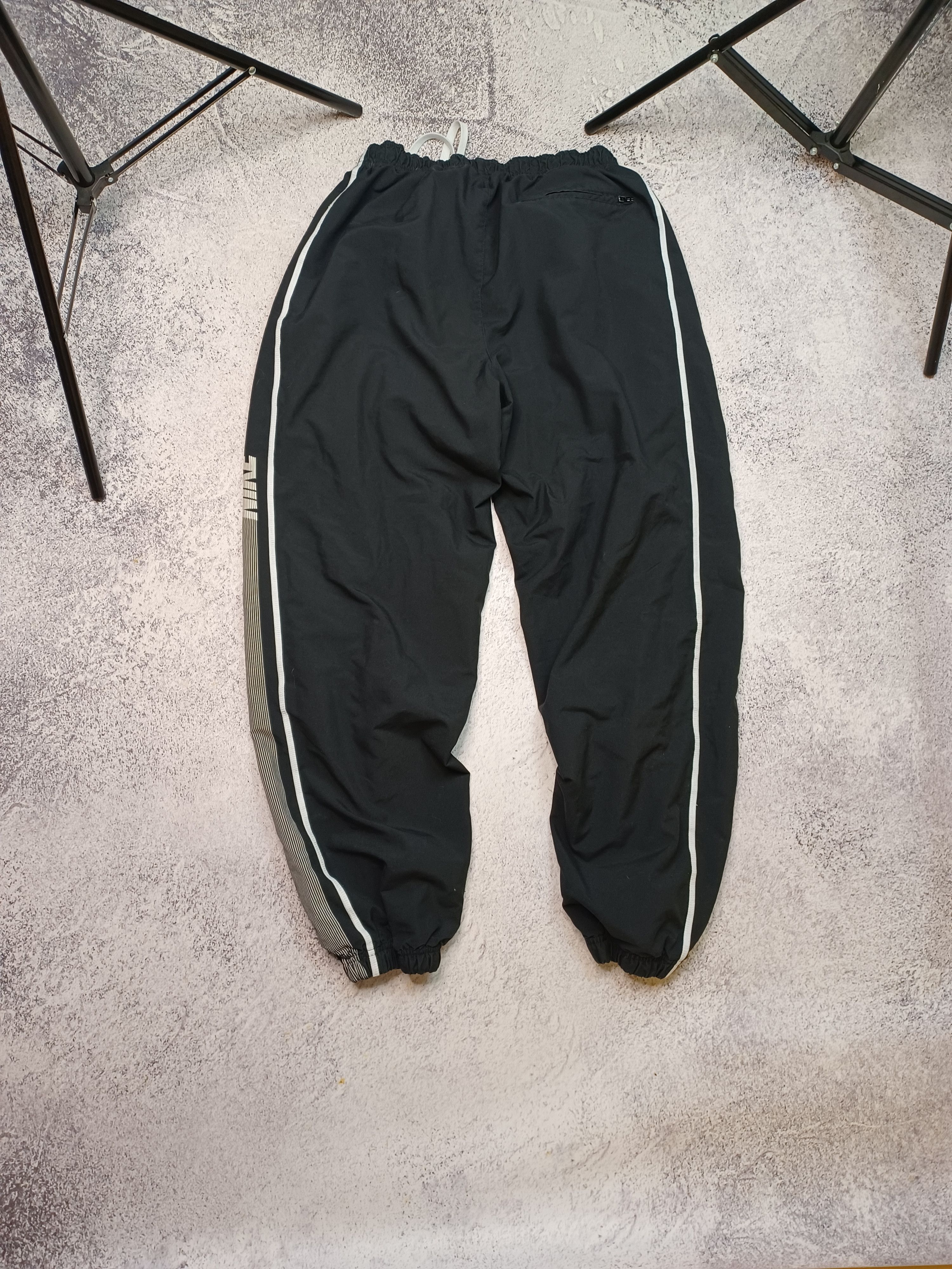 Nike × Vintage Vintage Nike Track Pants Size US 34 / EU 50 - 2 Thumbnail