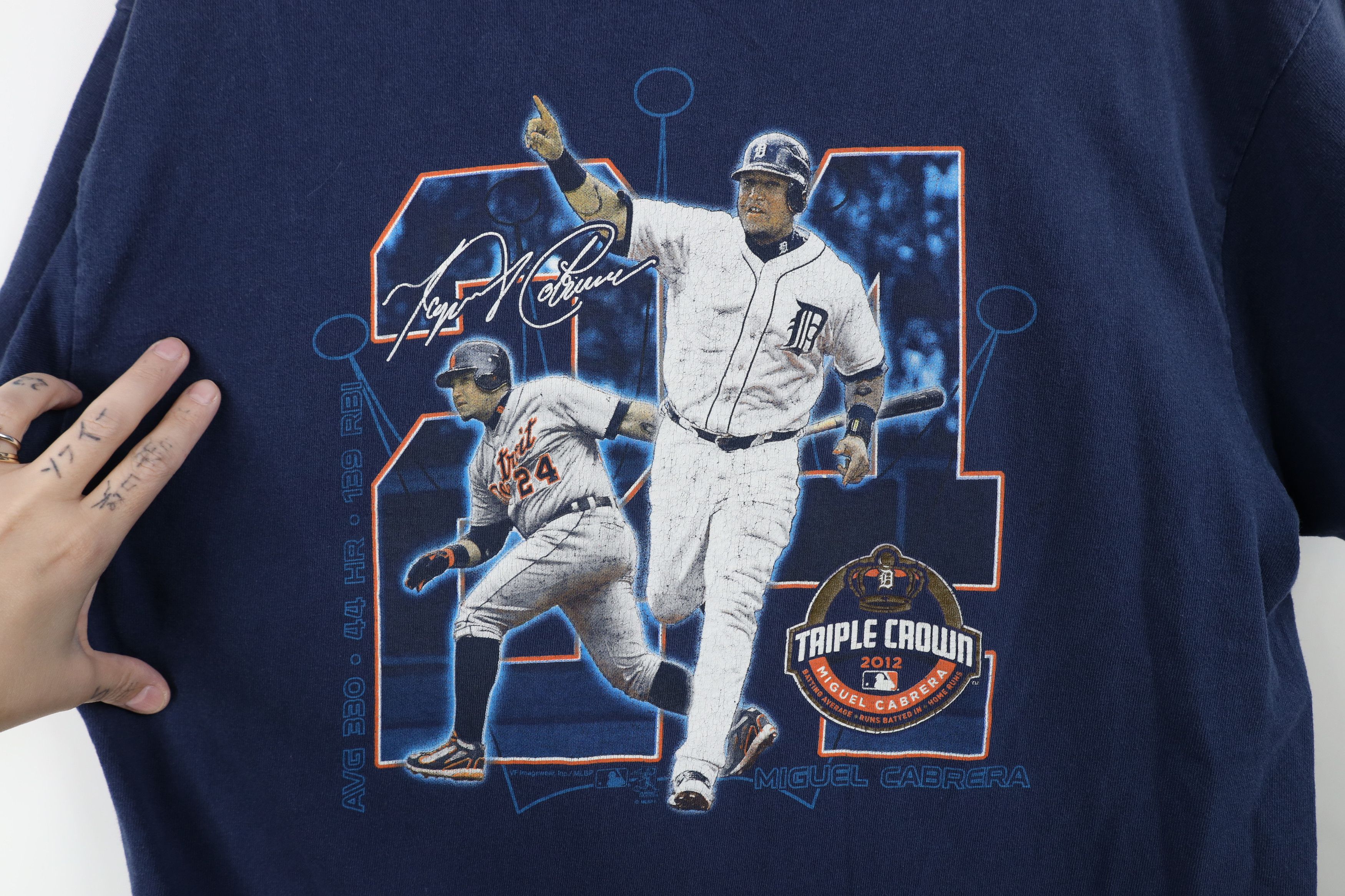 Vintage Y2K Crown Miguel Cabrera Detroit Tigers Baseball T-Shirt Size US XL / EU 56 / 4 - 4 Thumbnail