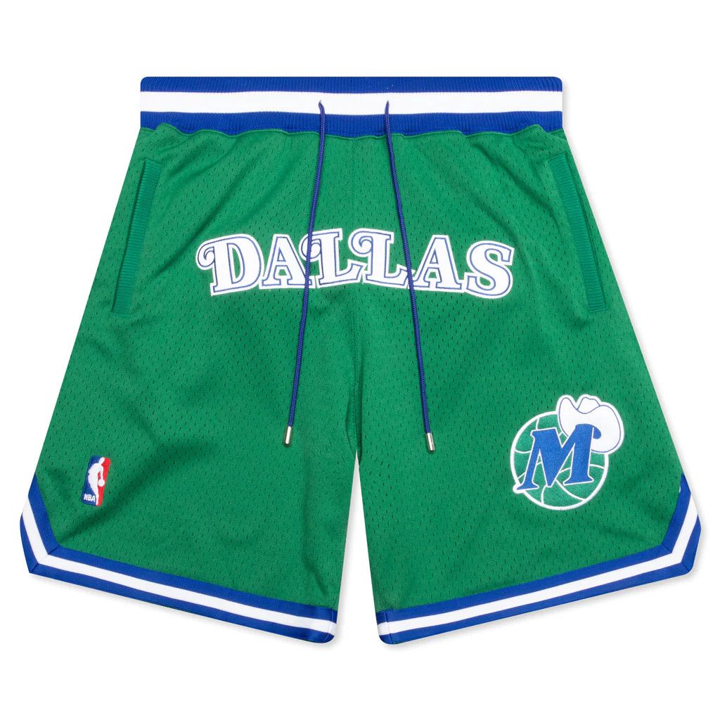 Just Don × Mitchell & Ness Dallas Mavericks 1981-82 NBA Just Don Mitchell & Ness Shorts Size US 32 / EU 48 - 2 Thumbnail