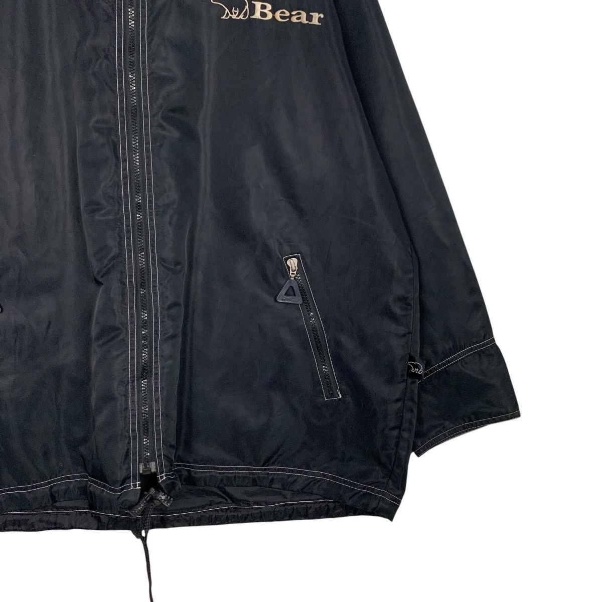 Vintage 90s BEAR Graphic Big Logo Reversible Nylon Jacket #2674-C120 Size US M / EU 48-50 / 2 - 9 Thumbnail