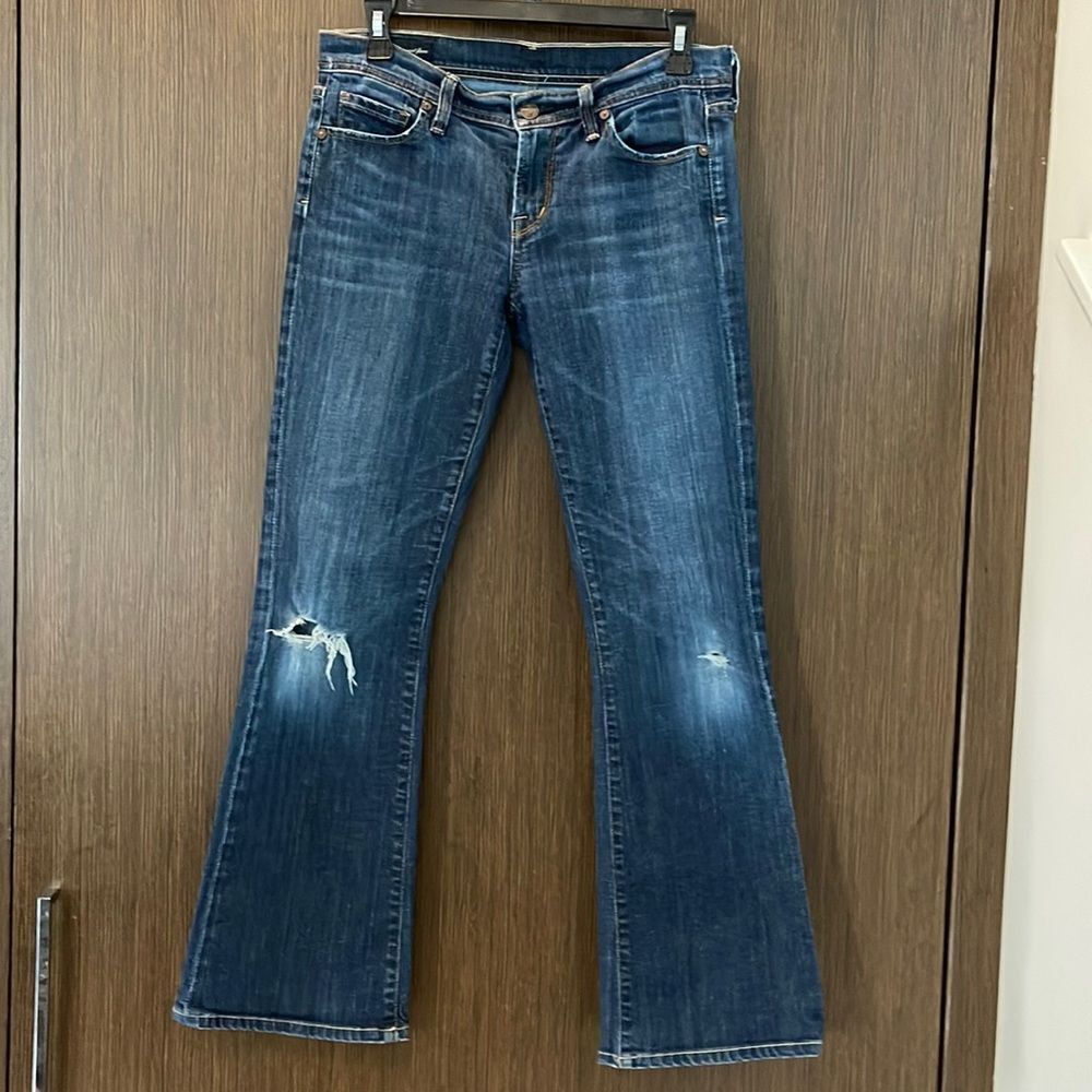 Citizens Of Humanity Citizens of Humanity Ingrid low waist flare distressed medi Size 31" - 1 Thumbnail