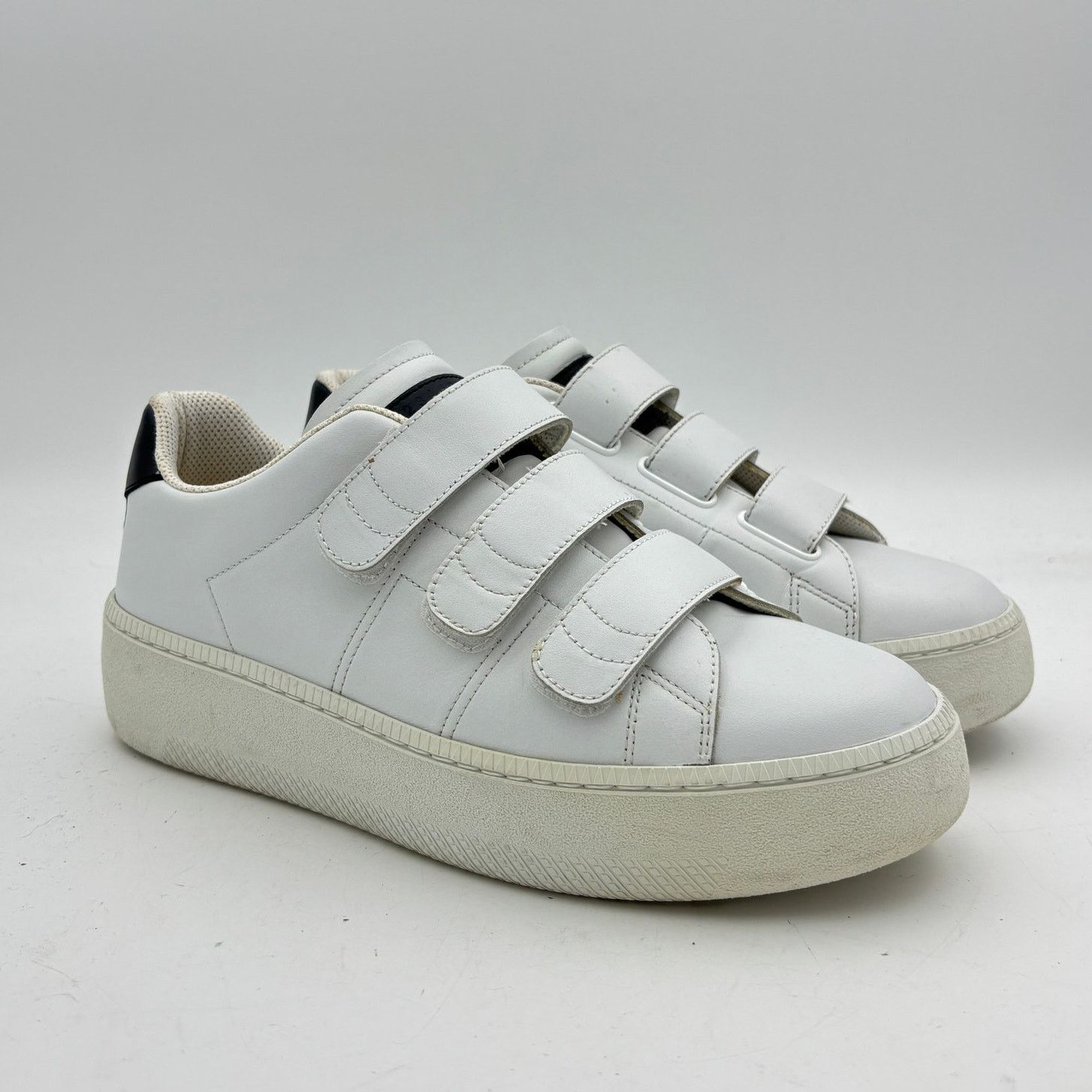 Maison Margiela Maison Margiela M22 Velcro Leather Low Sneakers Mens 42 US 9 Size US 9 / EU 42 - 1 Thumbnail