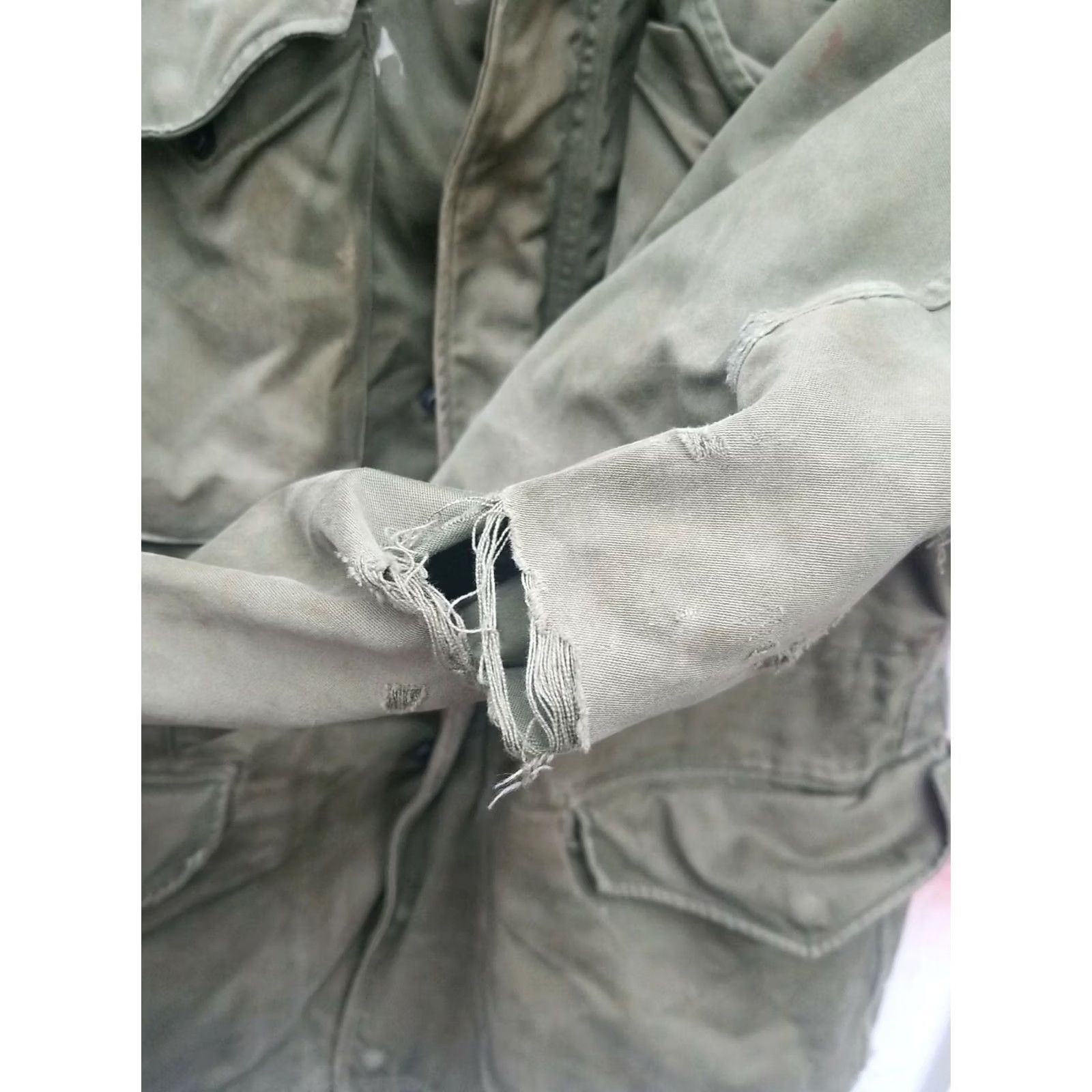 Vintage Vtg 50s Korean War Era M-1951 Issued Military Field Jacket Shell Mens Coat Green M-1951 Cotton Shell Zipper Snap Distressed Fading Size US M / EU 48-50 / 2 - 6 Thumbnail