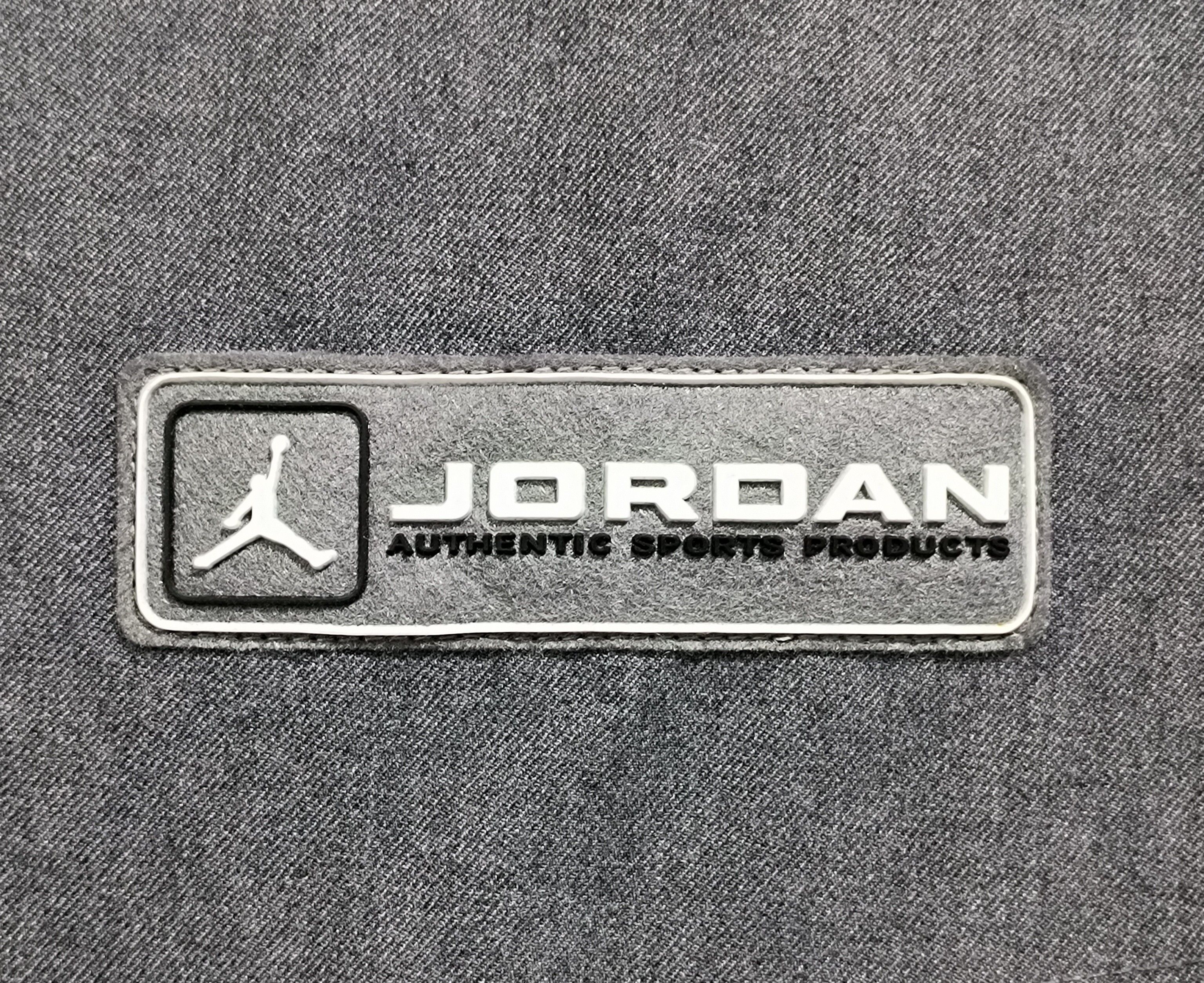 Jordan Brand Vintage Y2K Jordan baseball jersey Size US XL / EU 56 / 4 - 5 Thumbnail