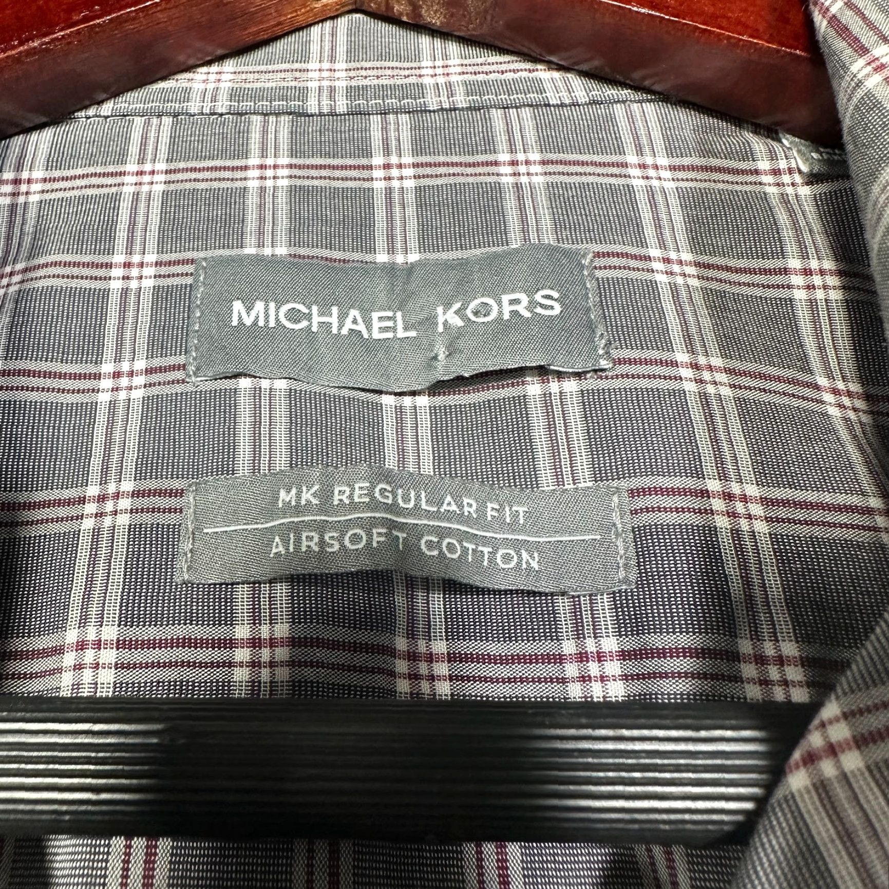 Michael Kors Michael Kors Shirt Mens 15.5 Regular Fit Airsoft Stretch Button Up Gray Red Plaid Long Sleeve Dress Shirt Size US L / EU 52-54 / 3 - 5 Thumbnail
