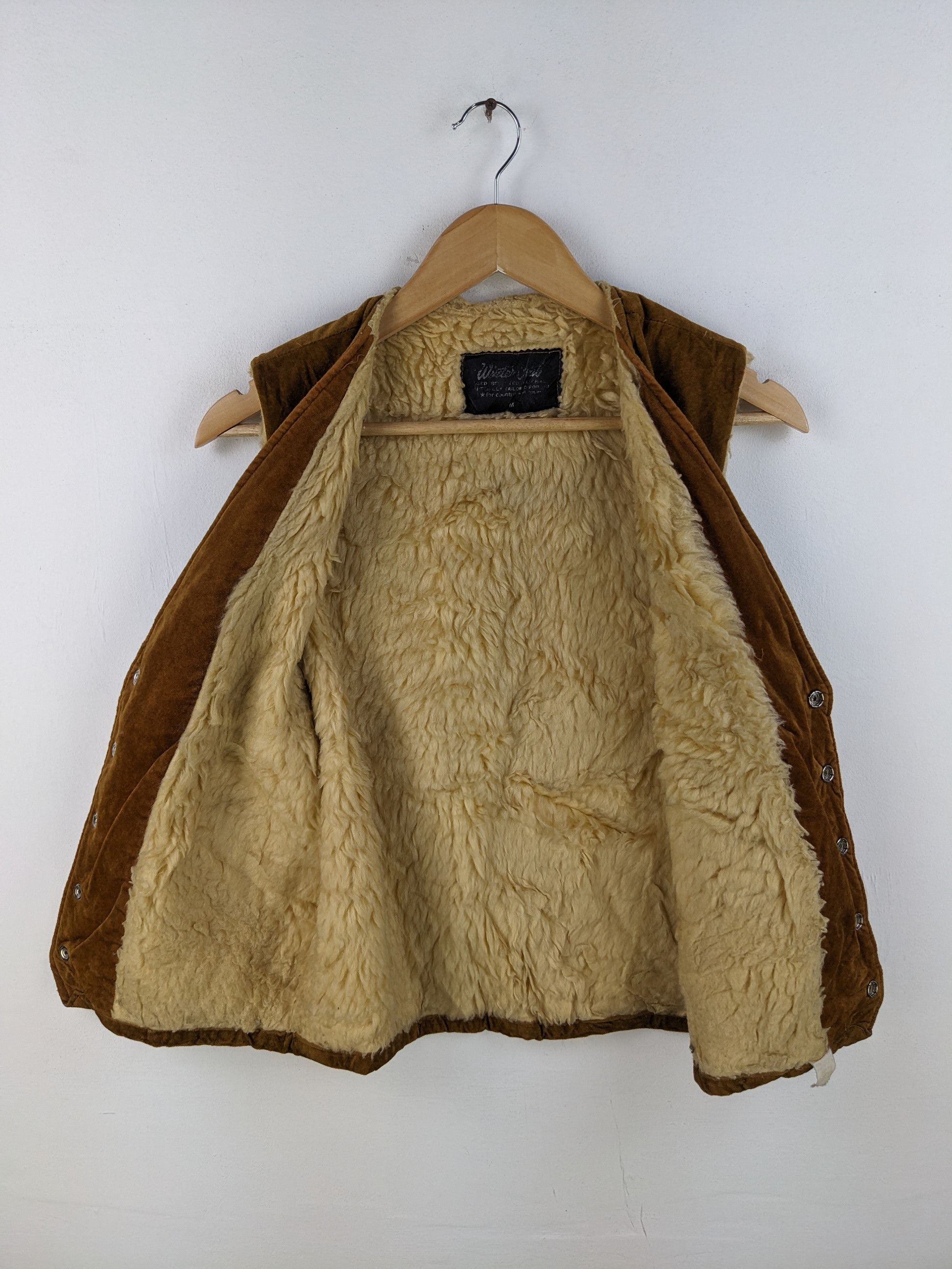 Japanese Brand × Velvet × Vintage Vintage Velvet Vest Lining Sherpa Snap Button Size US M / EU 48-50 / 2 - 9 Thumbnail