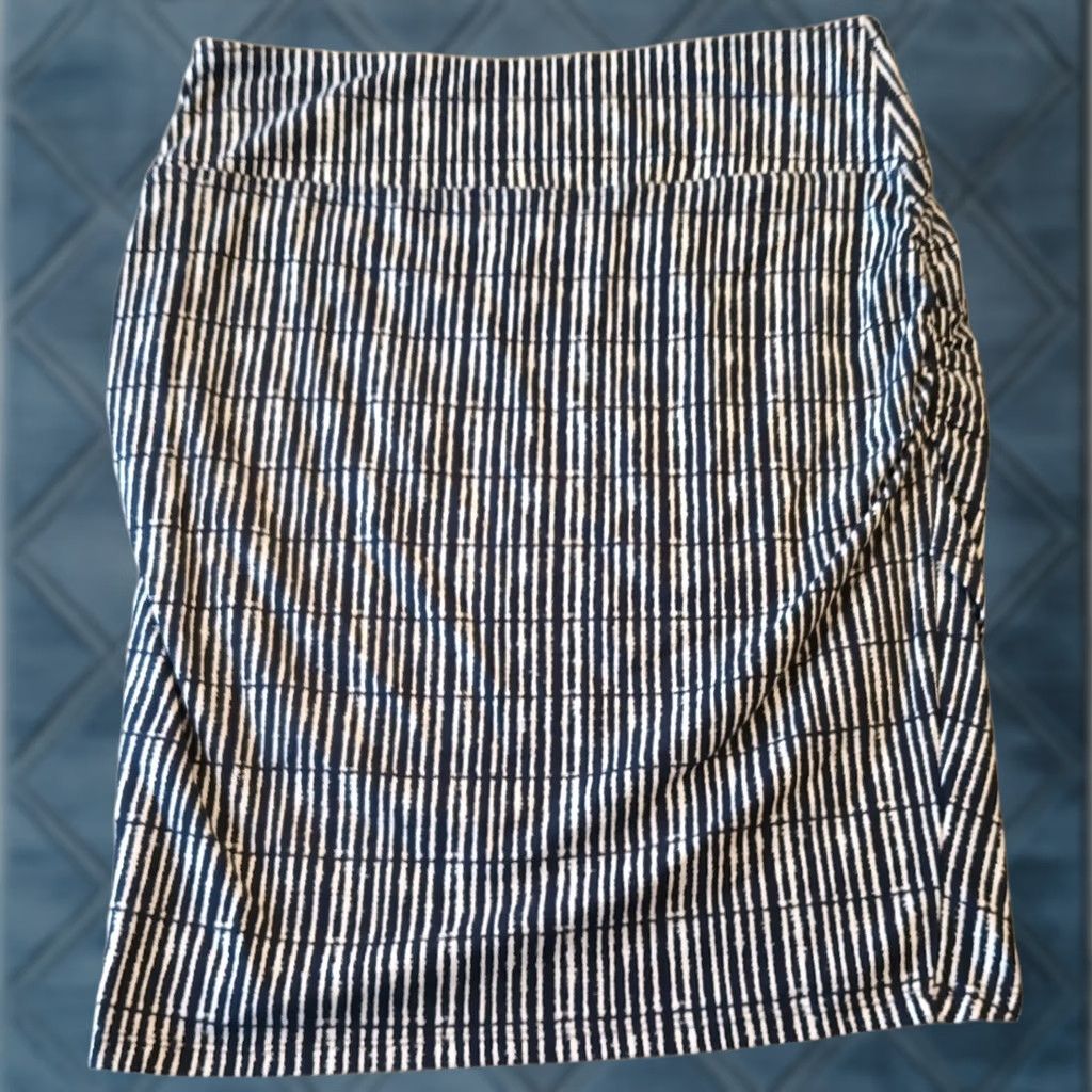 Athleta Athleta Skirt M Blue Striped Pull On Stretch Ruched Size 32" / US 10 / IT 46 - 1 Thumbnail