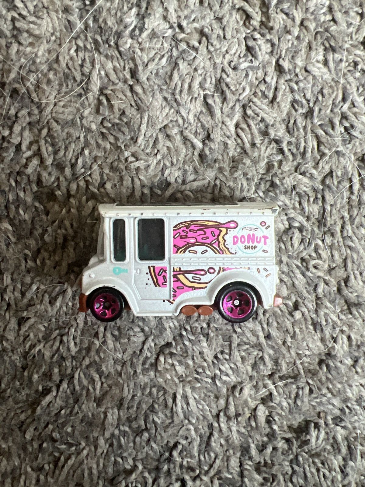 Hypebeast 2009 Mattel Hot Wheels Donut Shop Size ONE SIZE - 3 Thumbnail