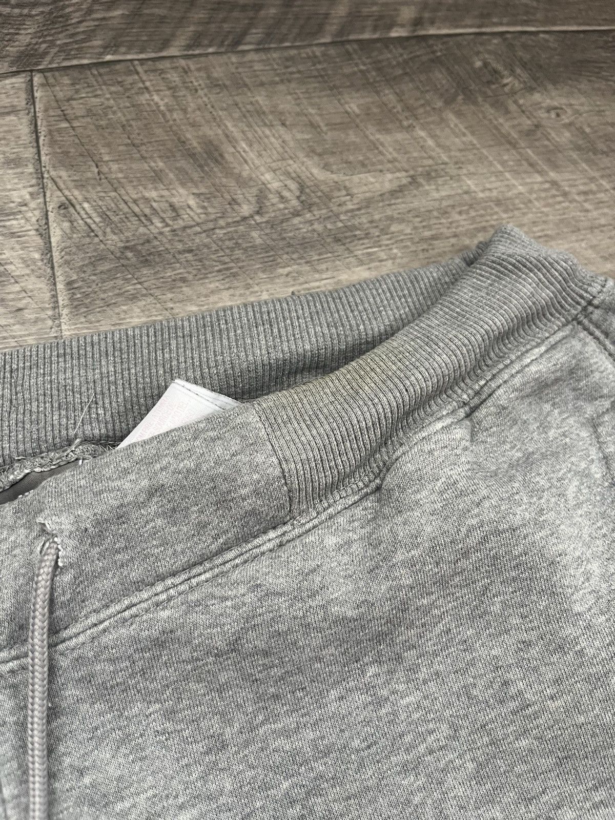 Nike Vintage Y2K Baggy Light Gray Nike Sweatpants Size L Size US 34 / EU 50 - 8 Thumbnail