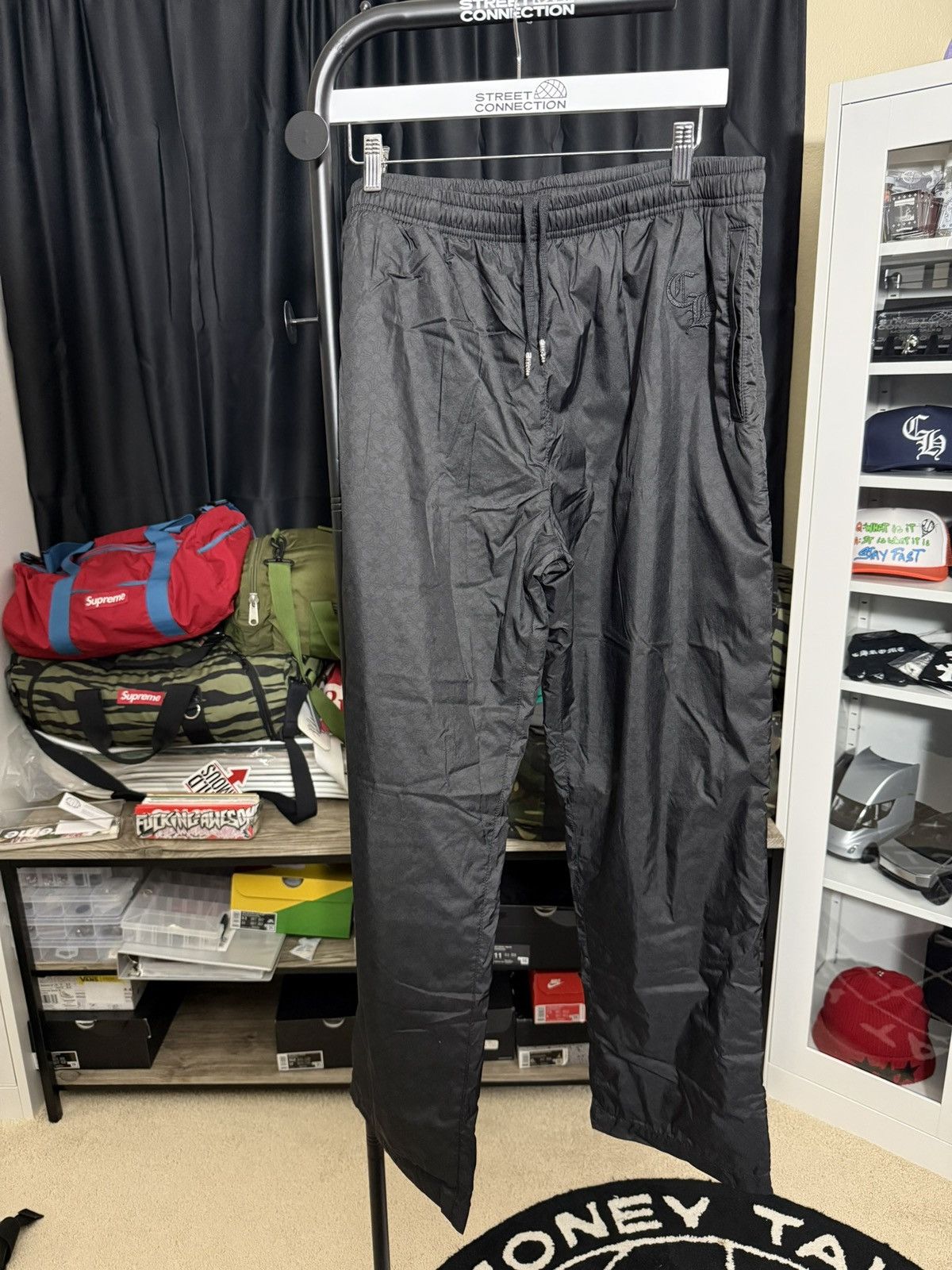 Chrome Hearts CHROME HEARTS “TRASH PICKUP” NYLON PANTS SIZE LARGE BLACK Size US 34 / EU 50 - 4 Thumbnail