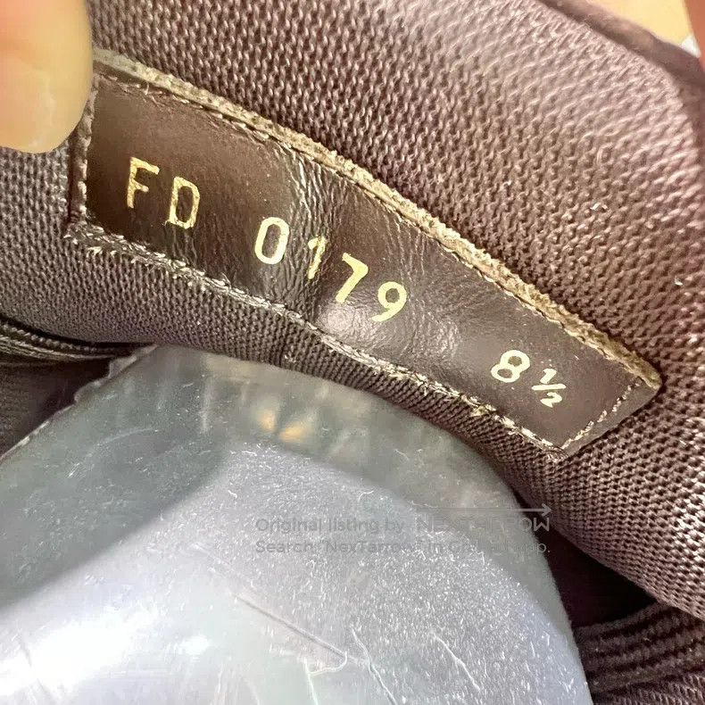Louis Vuitton Louis Vuitton Classic reading board shoes Size US 8.5 / EU 41-42 - 5 Thumbnail
