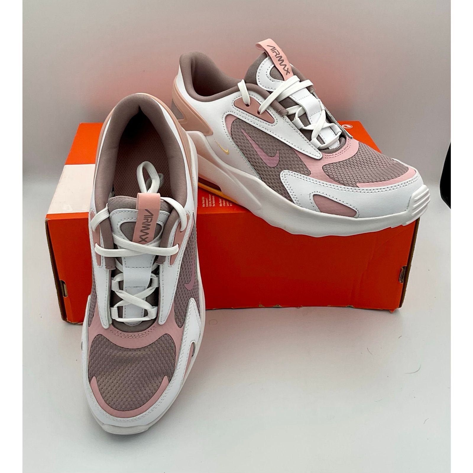 Nike Air Max Bolt GS 'Light Violet Ore' Sz 6y Size US 6 / EU 39 - 9 Thumbnail