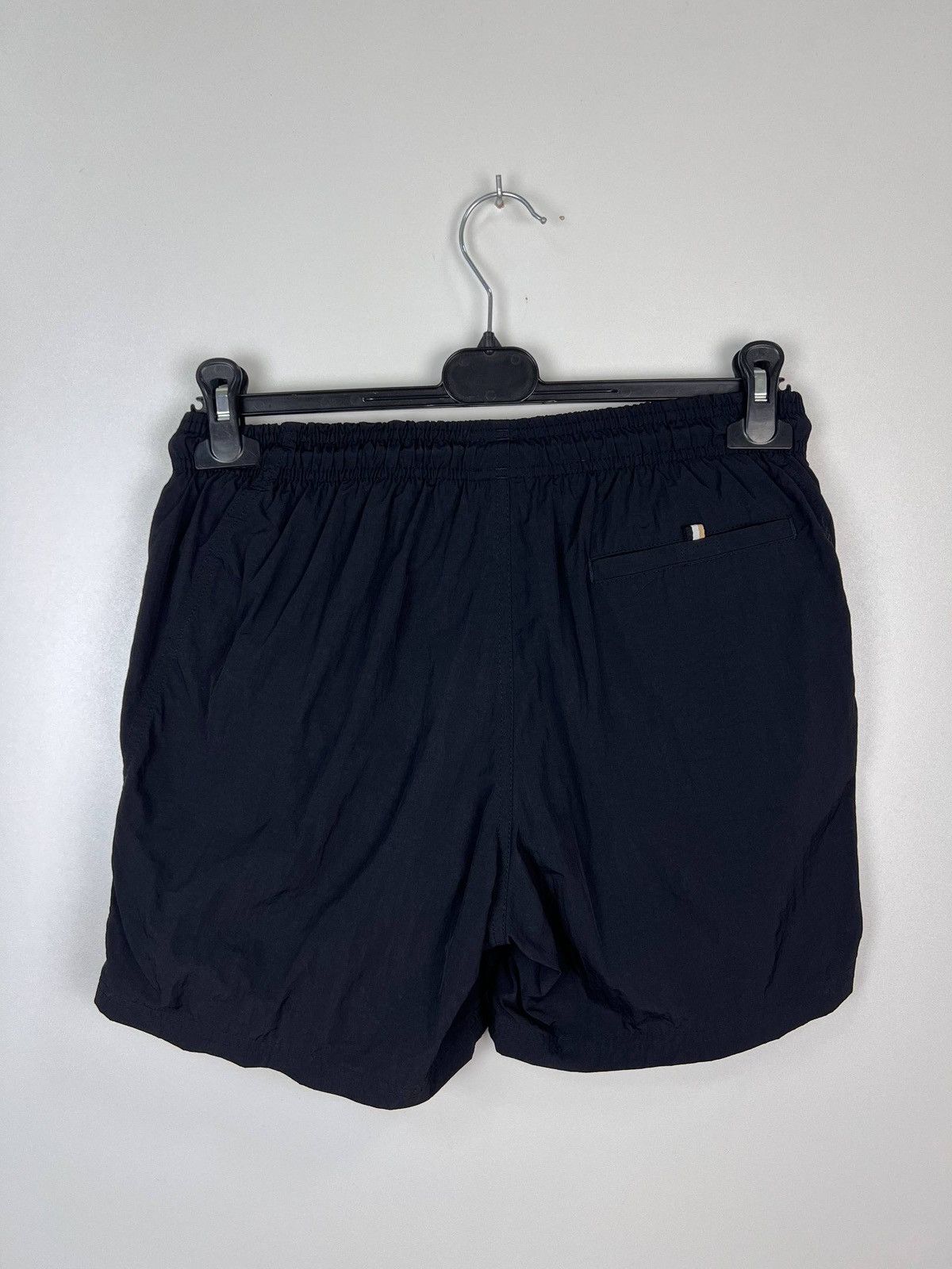 Hugo Boss Hugo Boss luxury Shorts size 30 S Size US 30 / EU 46 - 2 Thumbnail