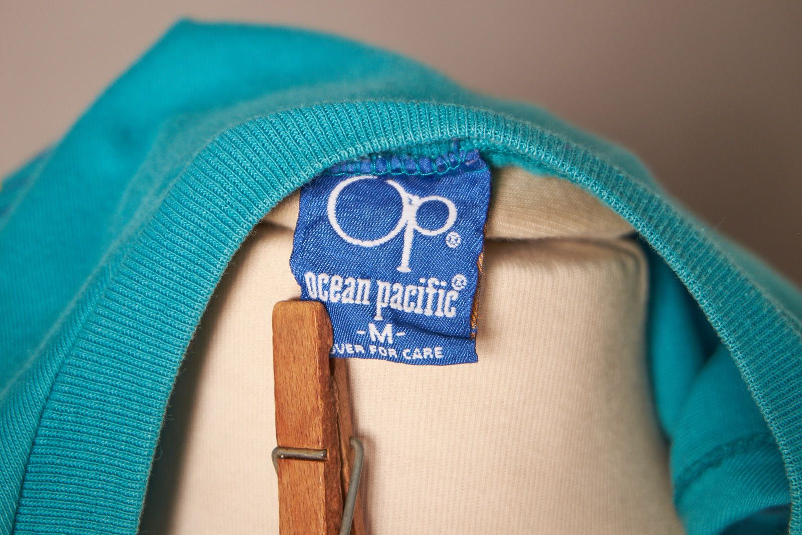 Ocean Pacific 1980s Ocean Pacific Open No Sleeve Surf Shirt Size US M / EU 48-50 / 2 - 8 Thumbnail