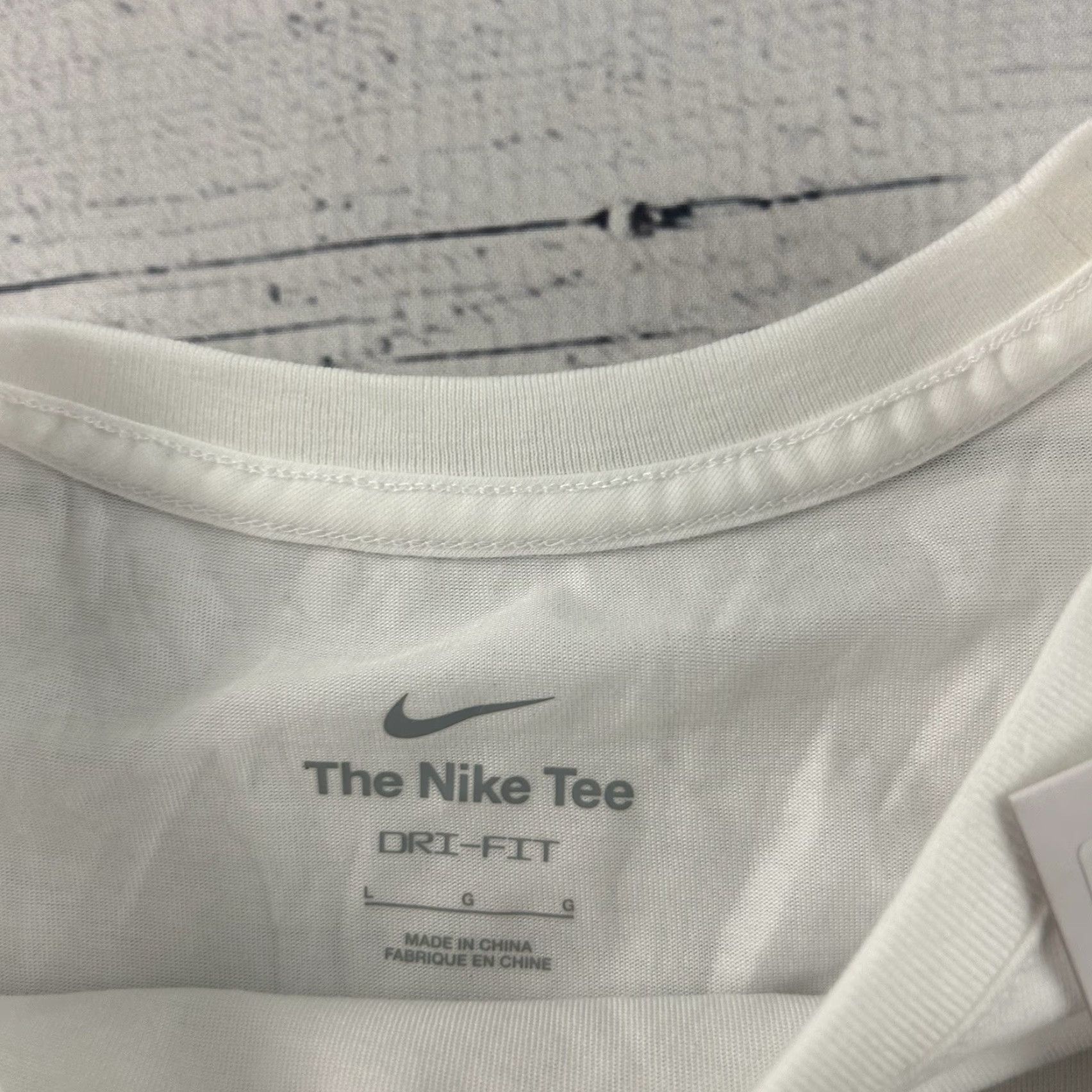 Nike Nike Dri-Fit Rafe Nadal Short Sleeve T Shirt Men L White Green Size US L / EU 52-54 / 3 - 3 Thumbnail