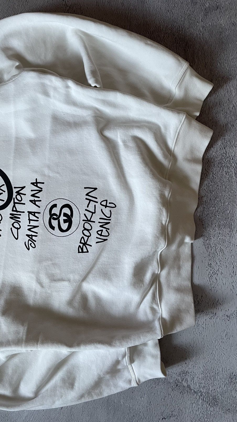 Stussy Vintage Hoodie Stussy World Tour Hooded White Rare Logo Size US L / EU 52-54 / 3 - 4 Thumbnail