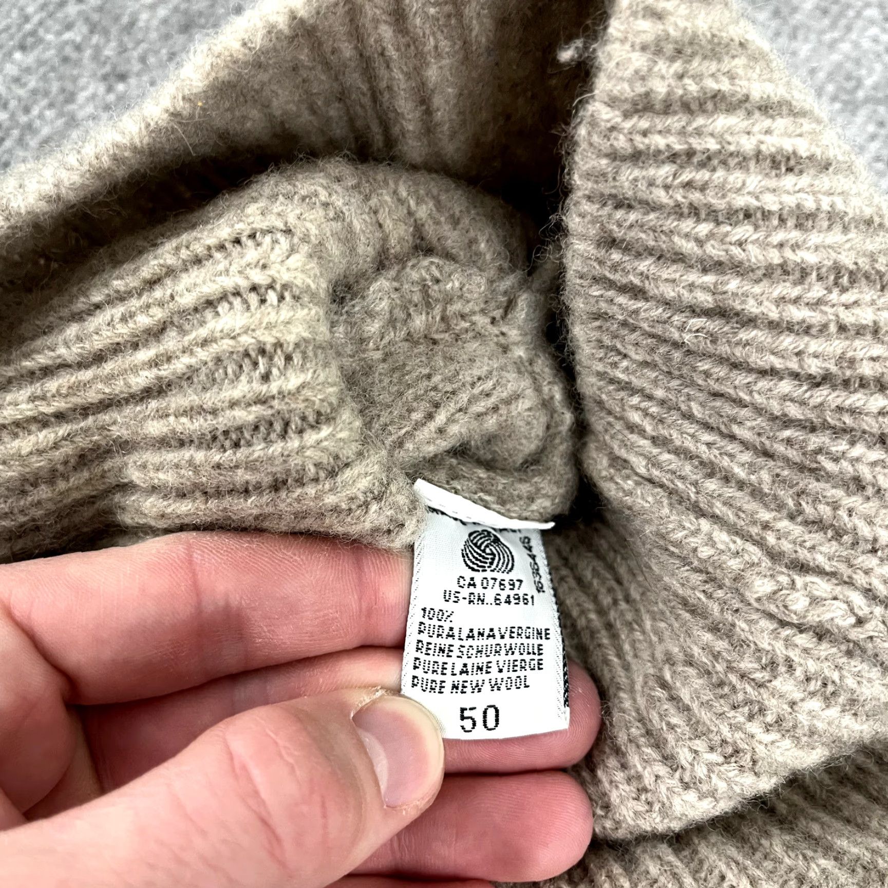 United Colors Of Benetton UNITED COLORS of BENETTON Sweater Womens Size 50 M/L Brown Shetland Wool Granny Size L / US 10 / IT 46 - 3 Thumbnail