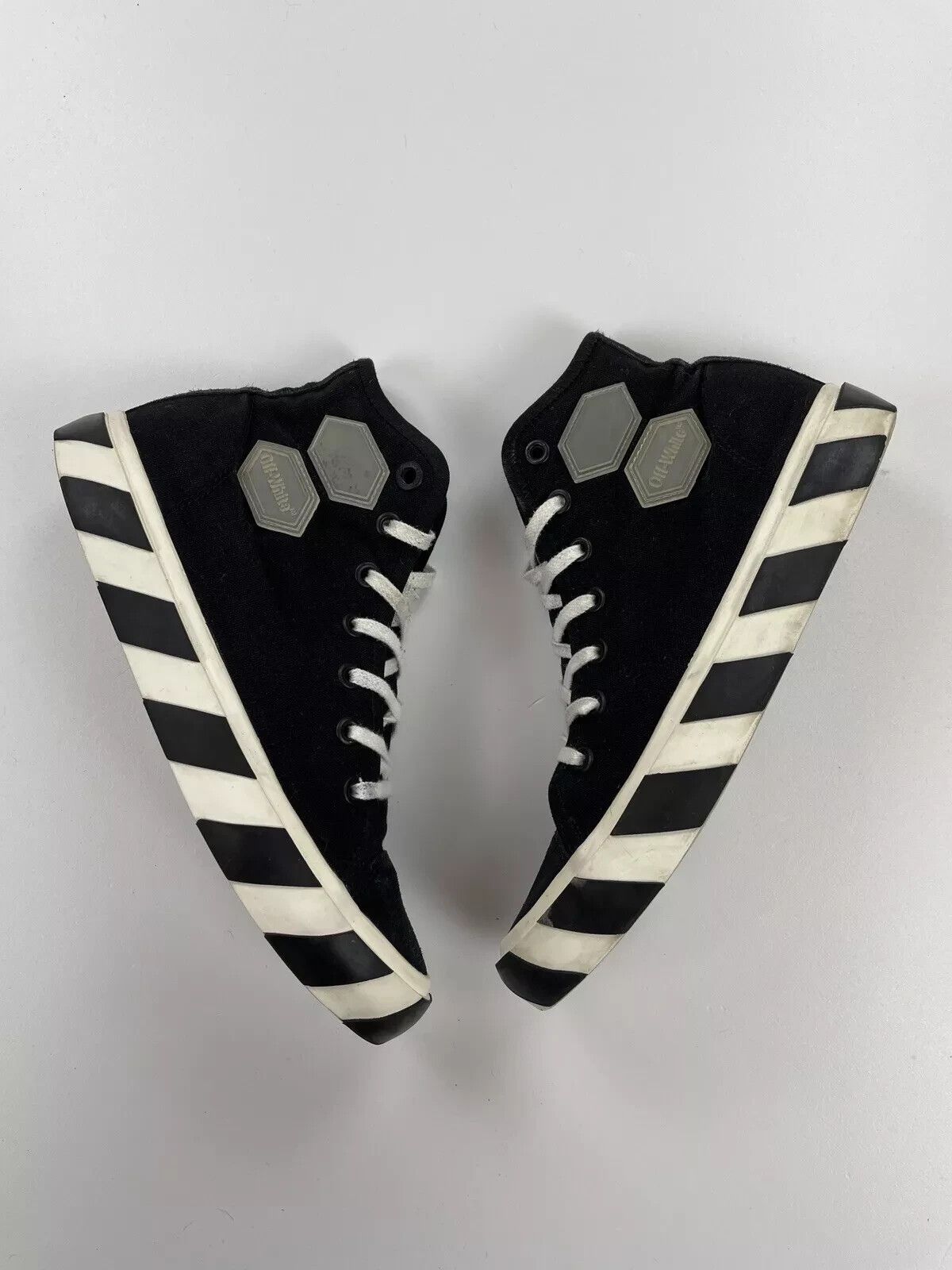 Off-White Off-White Vulcanized high Top Shoes Sneakers Trainers Canvas Size US 9 / EU 42 - 1 Thumbnail