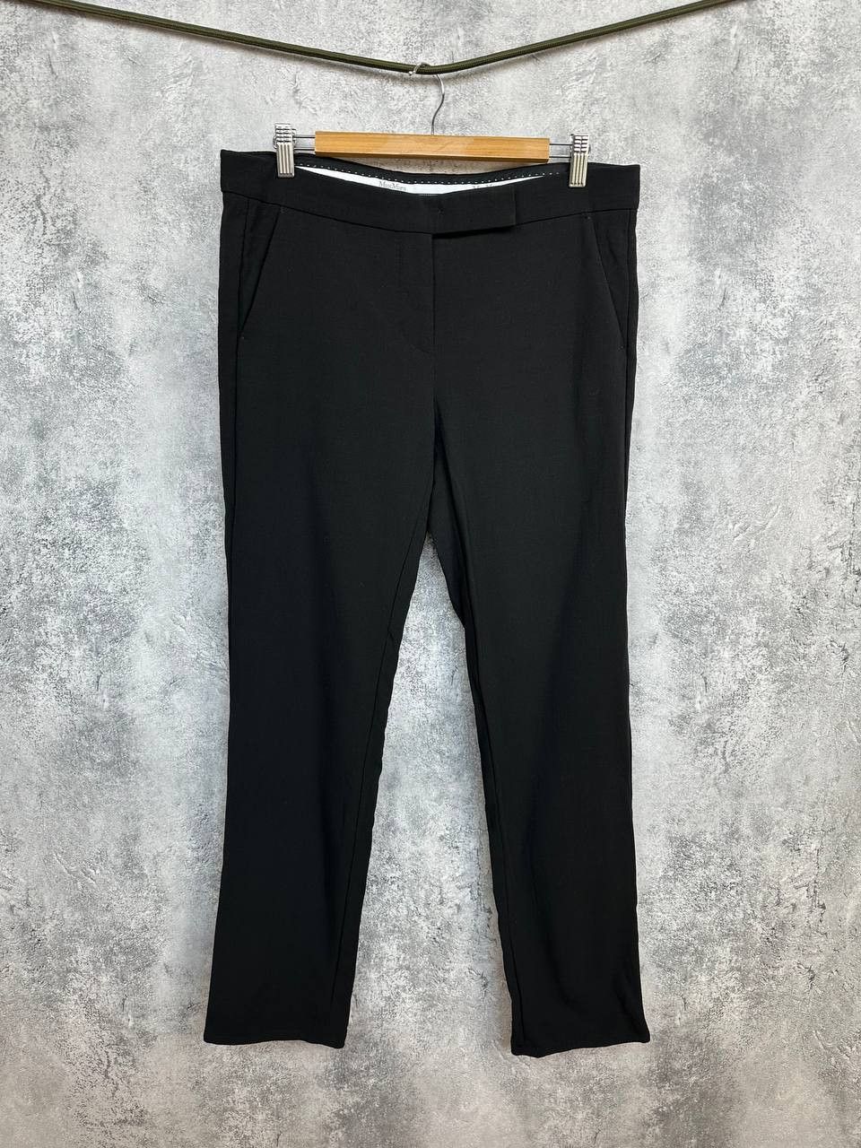 Max Mara Max Mara Tailored Slim-Fit Trousers Classic Italian Elegance Size 31" - 1 Thumbnail