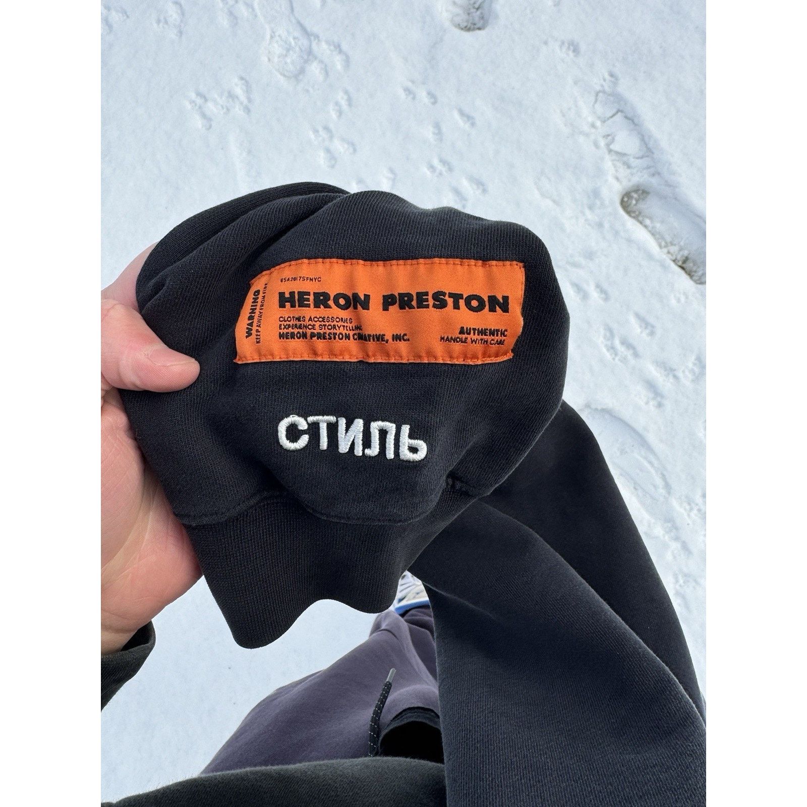 Heron Preston Heron Preston Black Hoodie fits Large (check description) Size US M / EU 48-50 / 2 - 8 Thumbnail