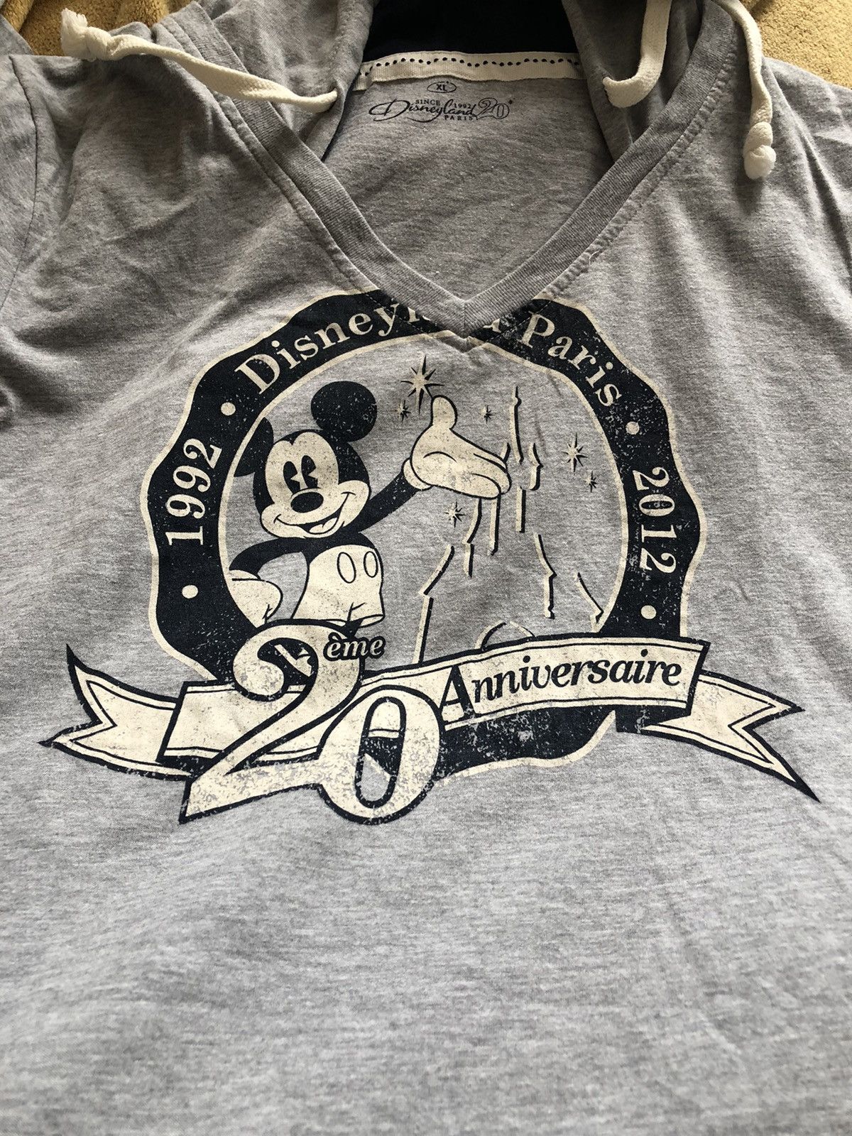 Disney × Vintage VINTAGE WALT DISNEYLAND MICKEY MOUSE SWEATSHIRT Size US L / EU 52-54 / 3 - 2 Thumbnail