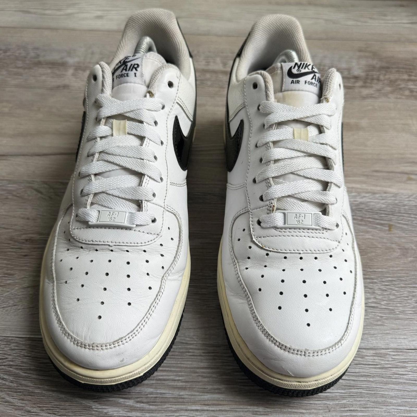 Nike NIKE • VNTG Air Force 1 '07 "White/Black" (10M) Size US 10 / EU 43 - 4 Thumbnail