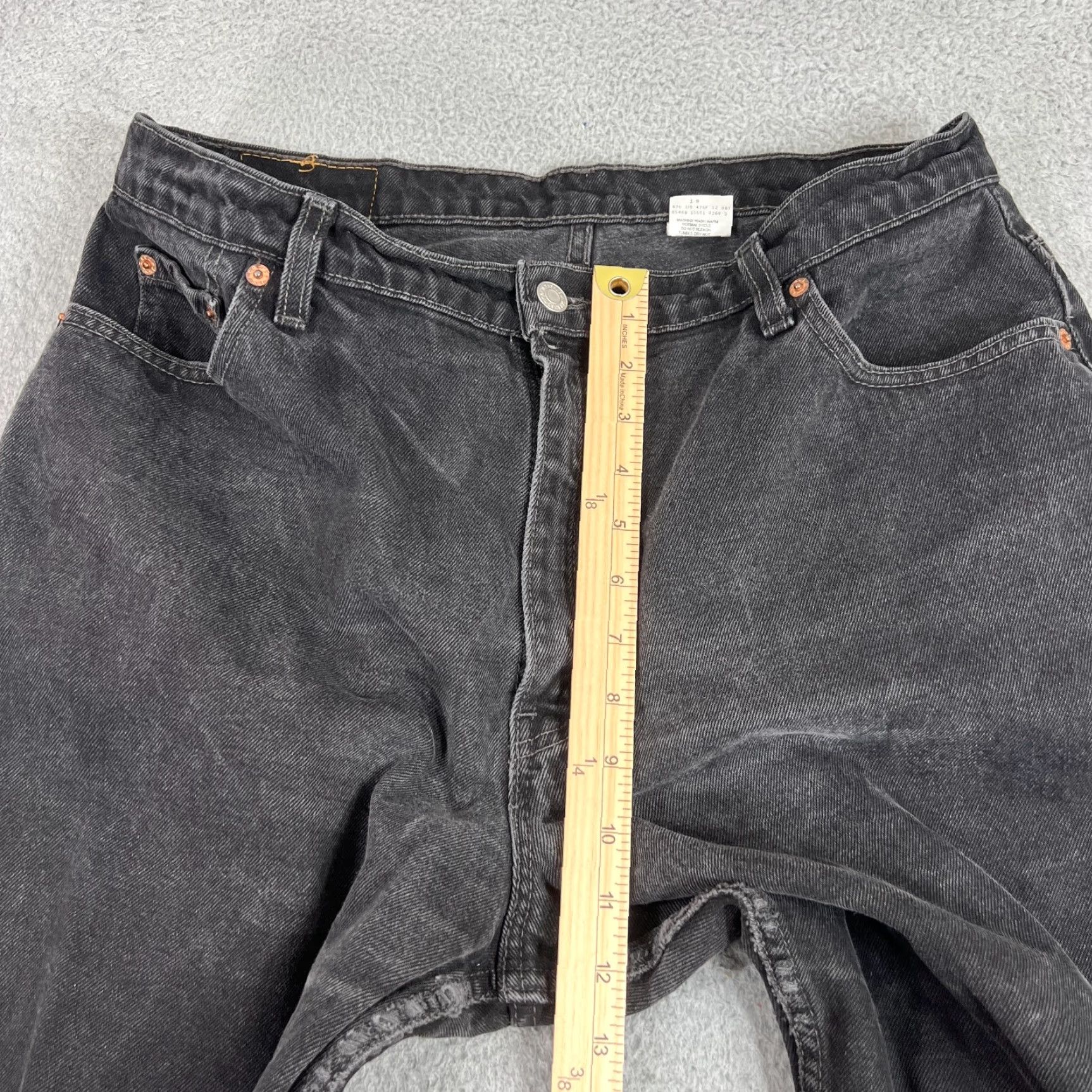 Denime VINTAGE Levi’s 550 Plus Size 18 Women’s Black Denim Jeans Relaxed Tapered Leg USA Size 40" / US 18 - 6 Thumbnail