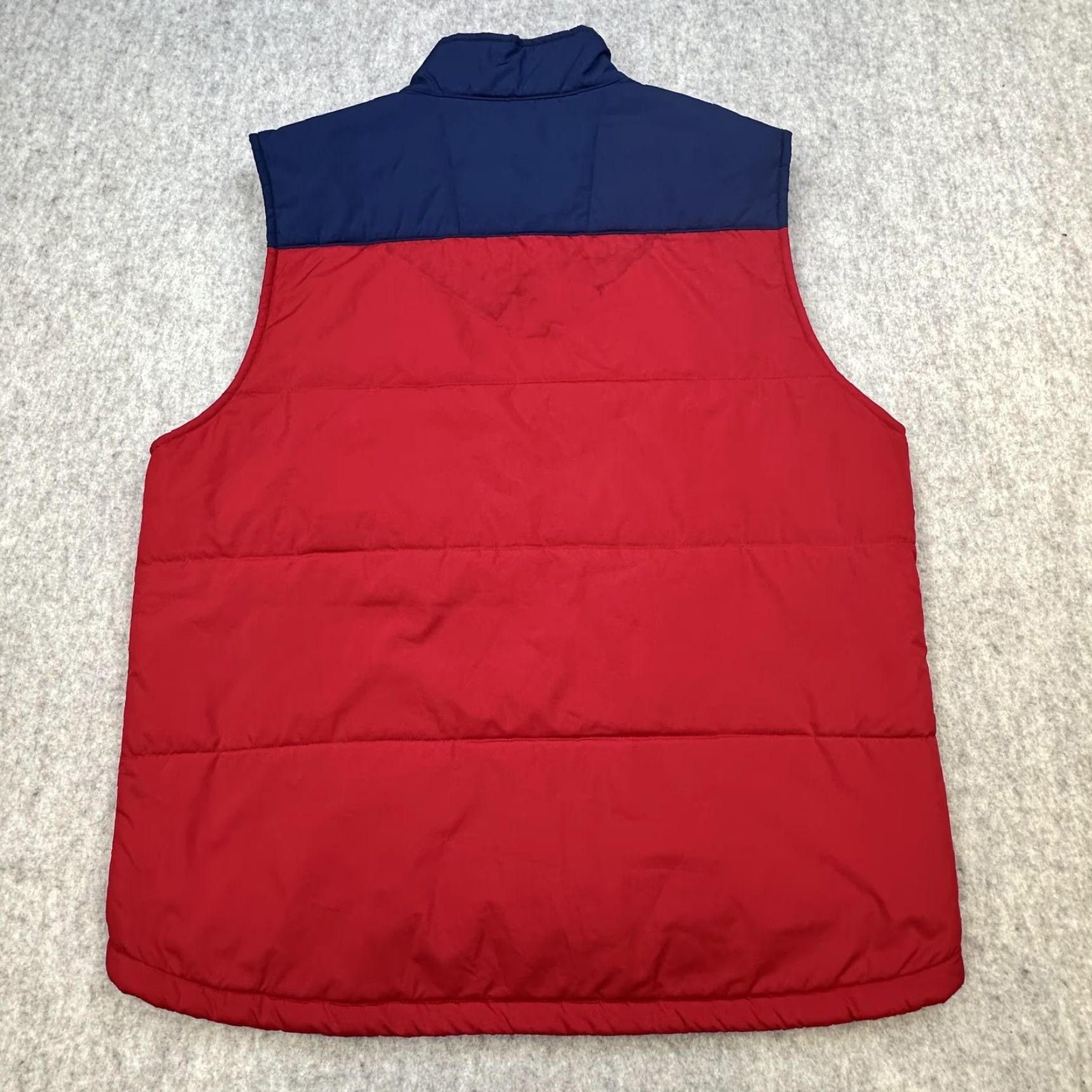 Izod IZOD Vest Mens XL Red Zip Puffer Quilted Insulated Sleeveless Two Tone Vest Adult XL Red Quilted Lightweight Padded Pockets Collared Zip Mens Size US XL / EU 56 / 4 - 6 Thumbnail