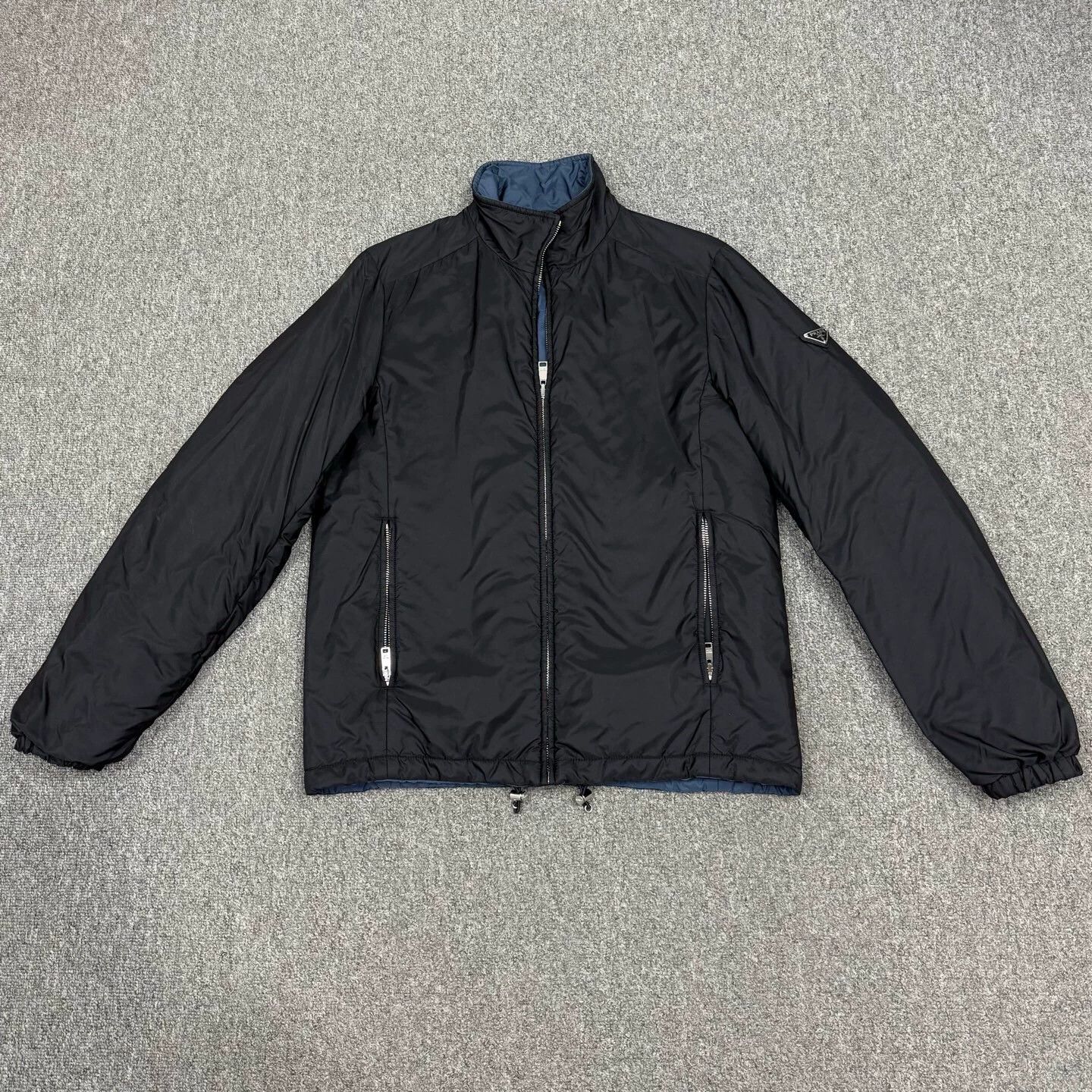 Prada Prada black blue 2-tone triangle logo nylon puffer 48 Size XL / US 12-14 / IT 48-50 - 1 Thumbnail