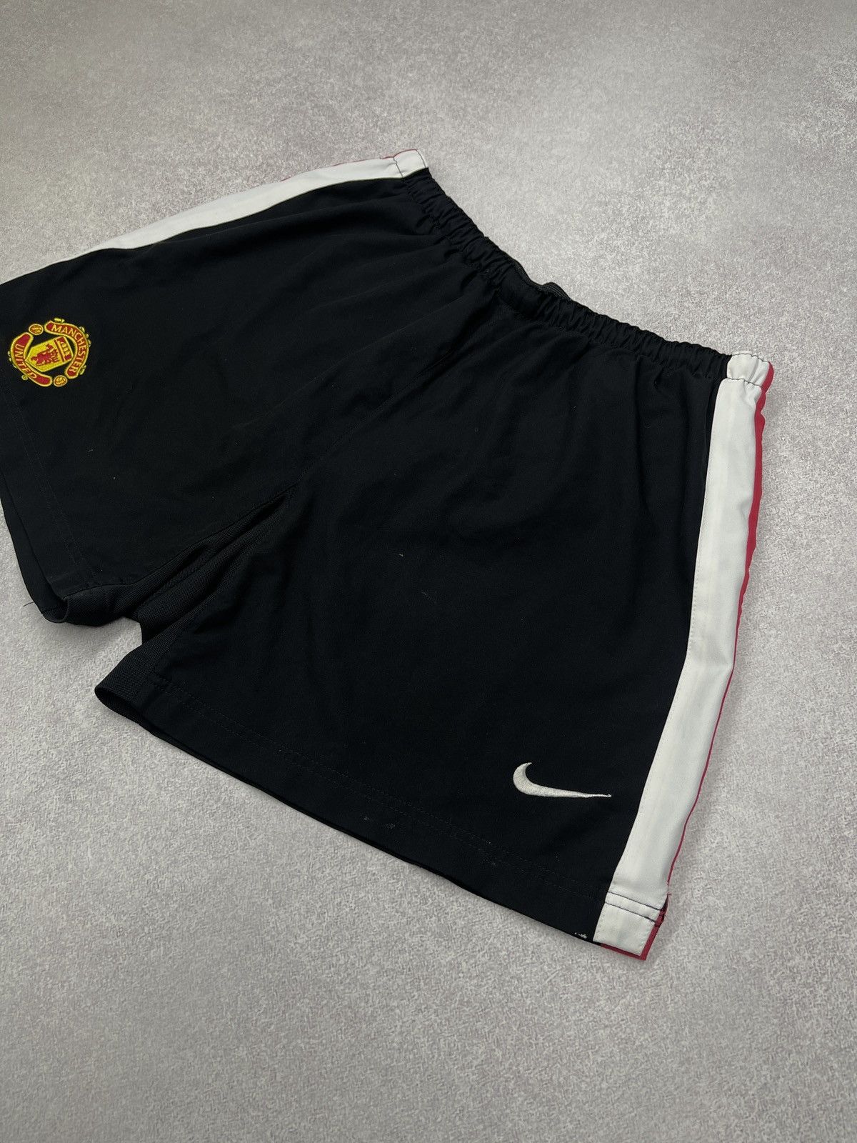 Nike Vintage Nike Manchester United Soccer Shorts Football Jersey Size US 32 / EU 48 - 3 Thumbnail