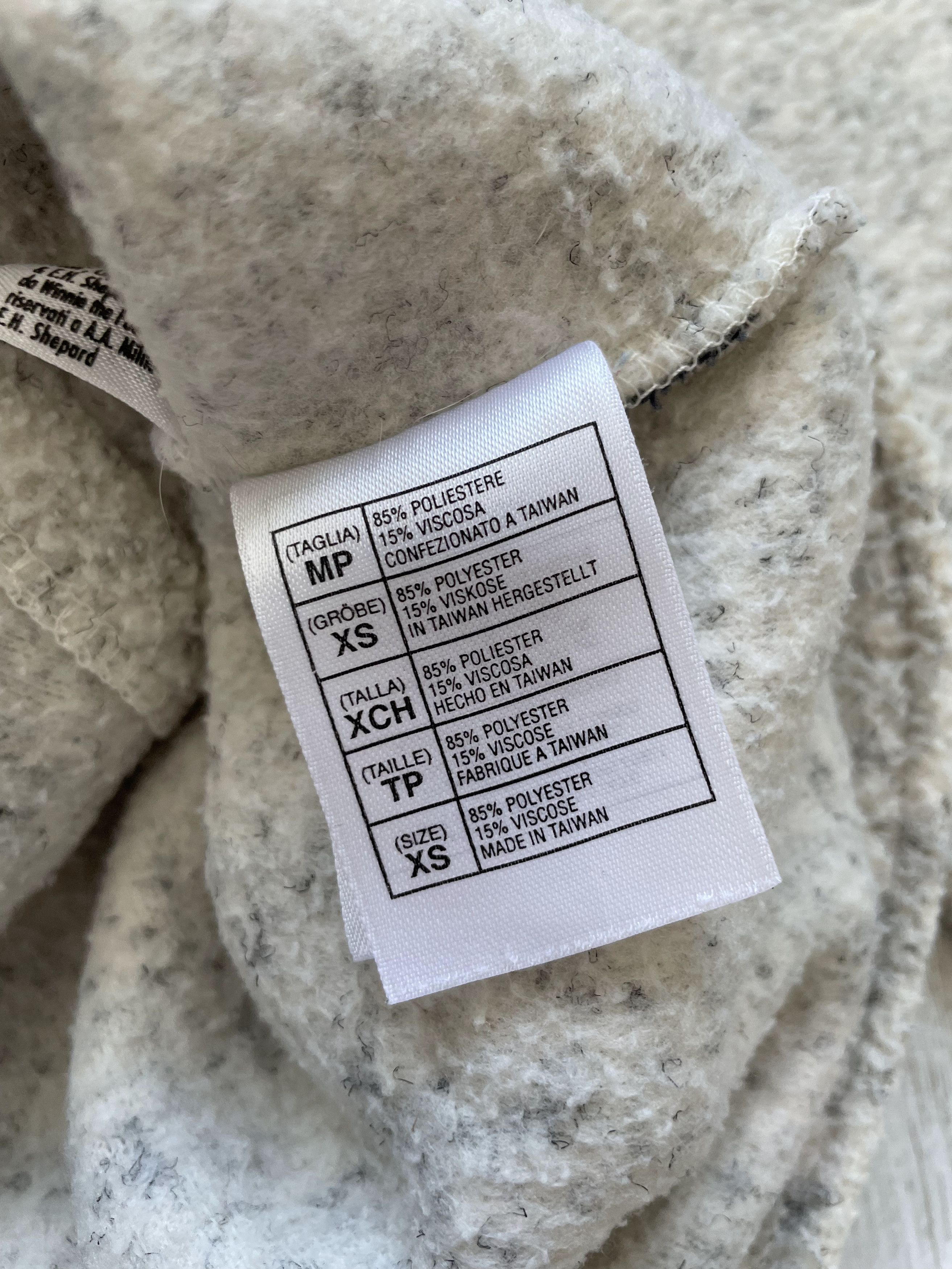 Vintage Vintage Disney Winnie Pooh Teedy Fleece Size US S / EU 44-46 / 1 - 9 Thumbnail