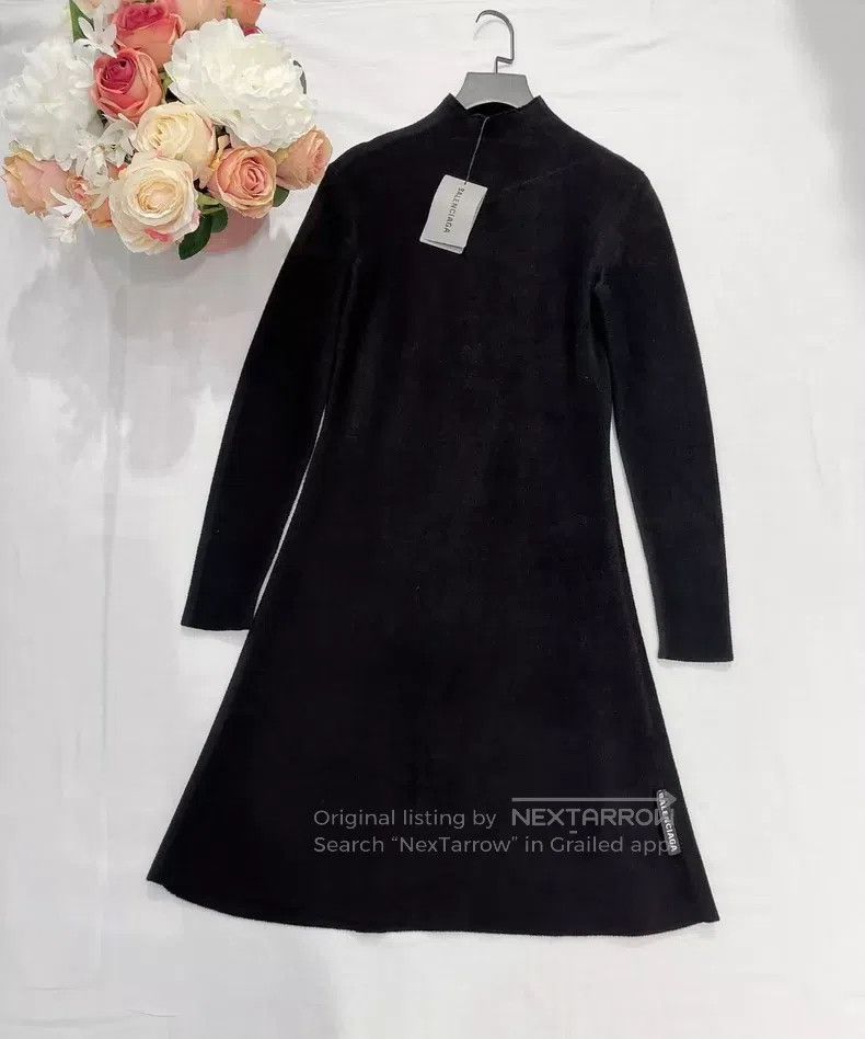 Balenciaga Balenciaga Black dress, size M Size M / US 6-8 / IT 42-44 - 1 Thumbnail