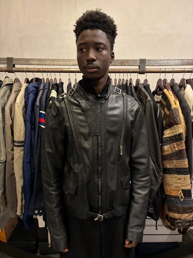 Versace 2000s Versace Black Leather Zip Utility Jacket Size US M / EU 48-50 / 2 - 2 Thumbnail