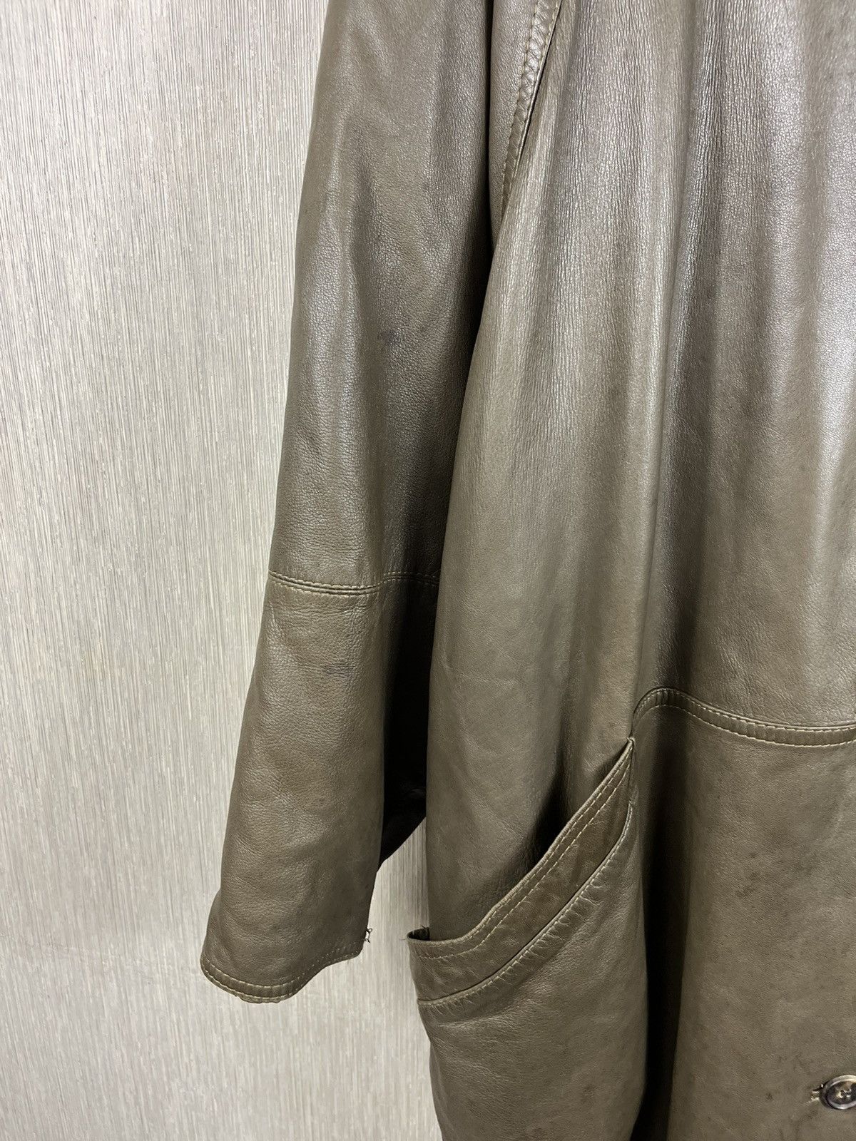Versace × Vintage Vintage Gianni Versace leather double-breasted coat jacket Size US XL / EU 56 / 4 - 7 Thumbnail