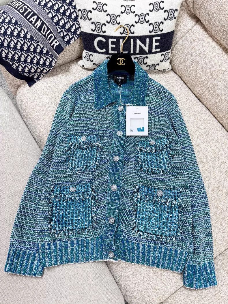 Chanel Chanel Color-matched sequin four-pocket long-sleeved knitt Size XS / US 0-2 / IT 36-38 - 2 Thumbnail