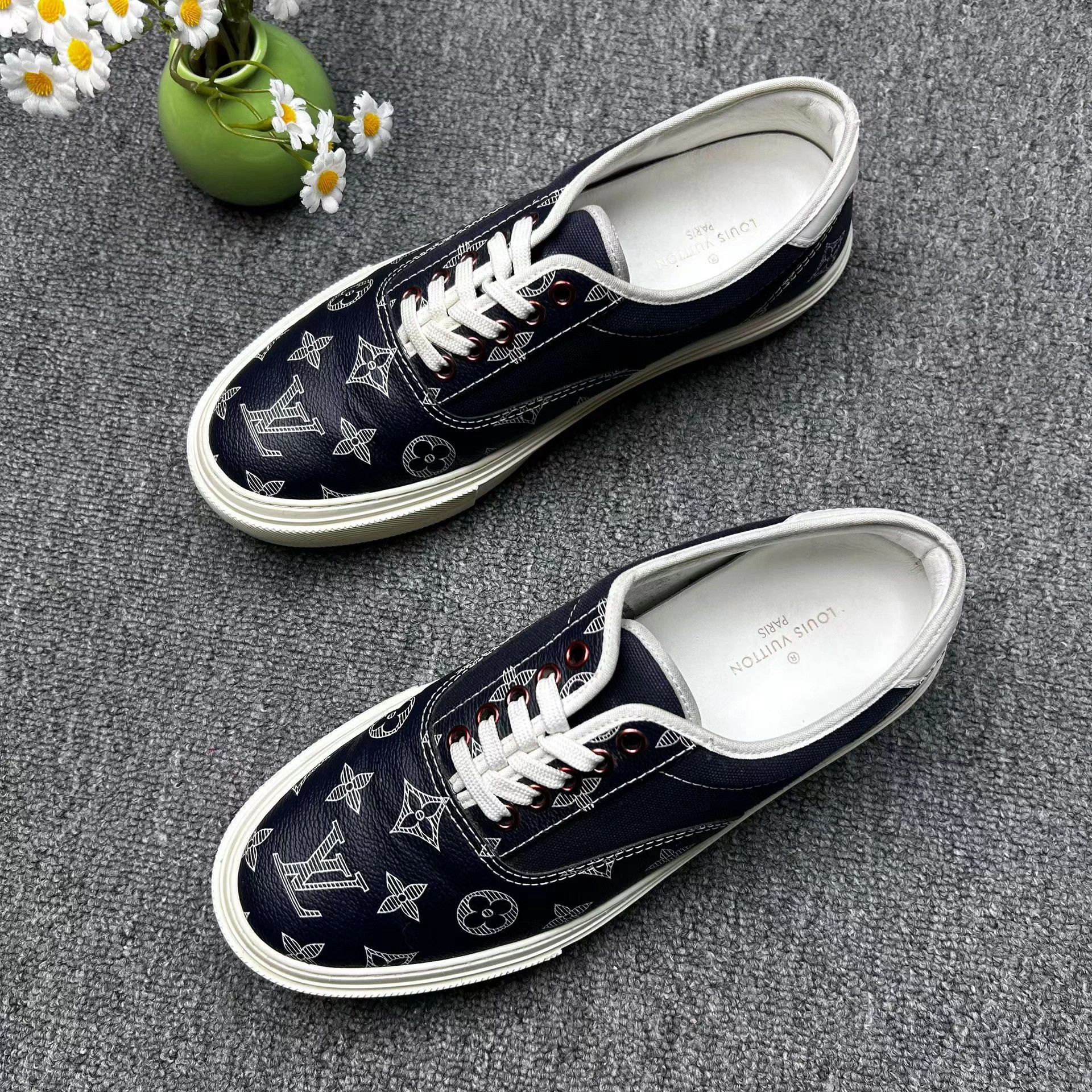 Other LV Monogram Loafers - Size 41 - Excellent Condition Size US 8 / EU 41 - 1 Thumbnail