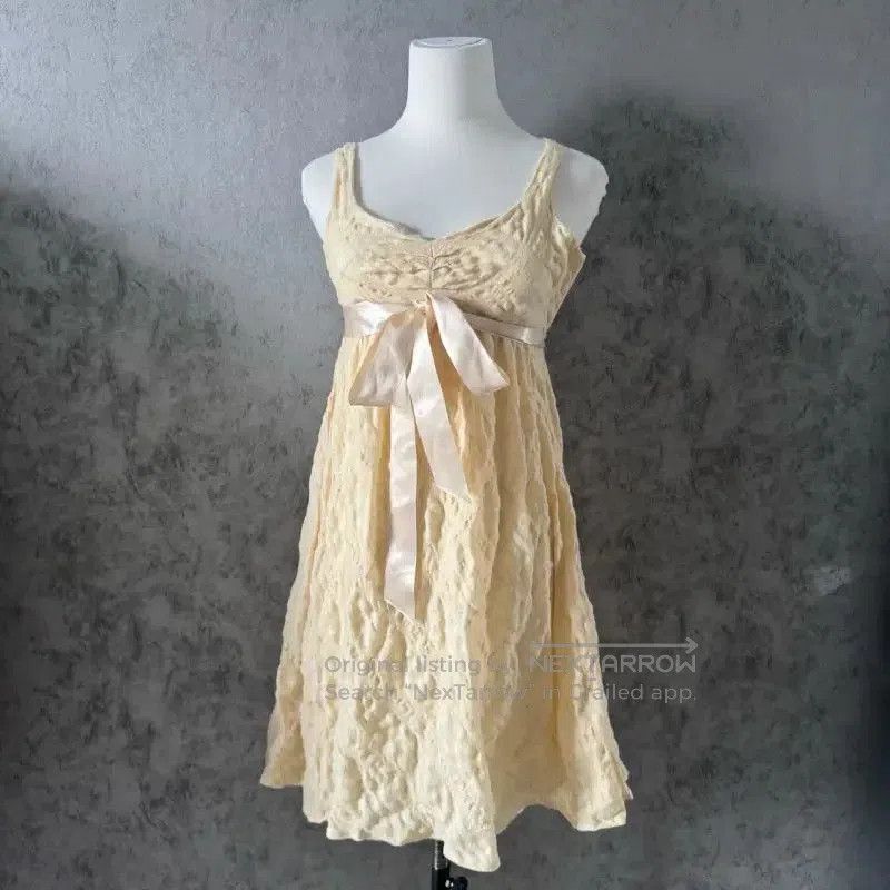 Burberry Burberry Beige Wool Blend Sleeveless Dress. Size S / US 4 / IT 40 - 2 Thumbnail