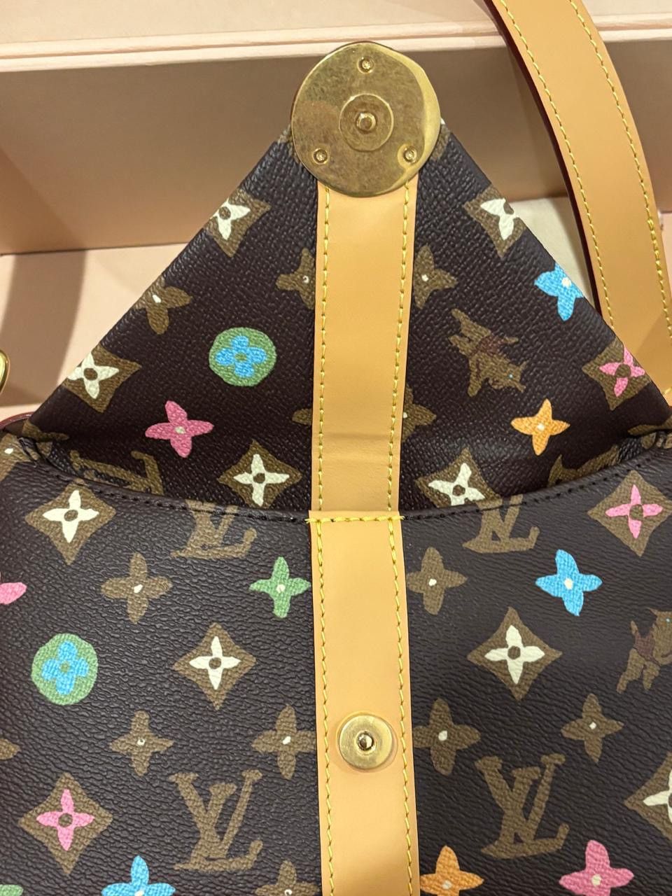 Louis Vuitton Louis Vuitton Tyler the Creator Envelope Messenger Size ONE SIZE - 7 Thumbnail
