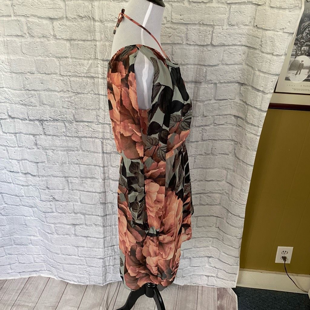 Jennifer Lopez Jennifer Lopez women XS scoopneck cold shoulder floral print Size XS / US 0-2 / IT 36-38 - 11 Thumbnail