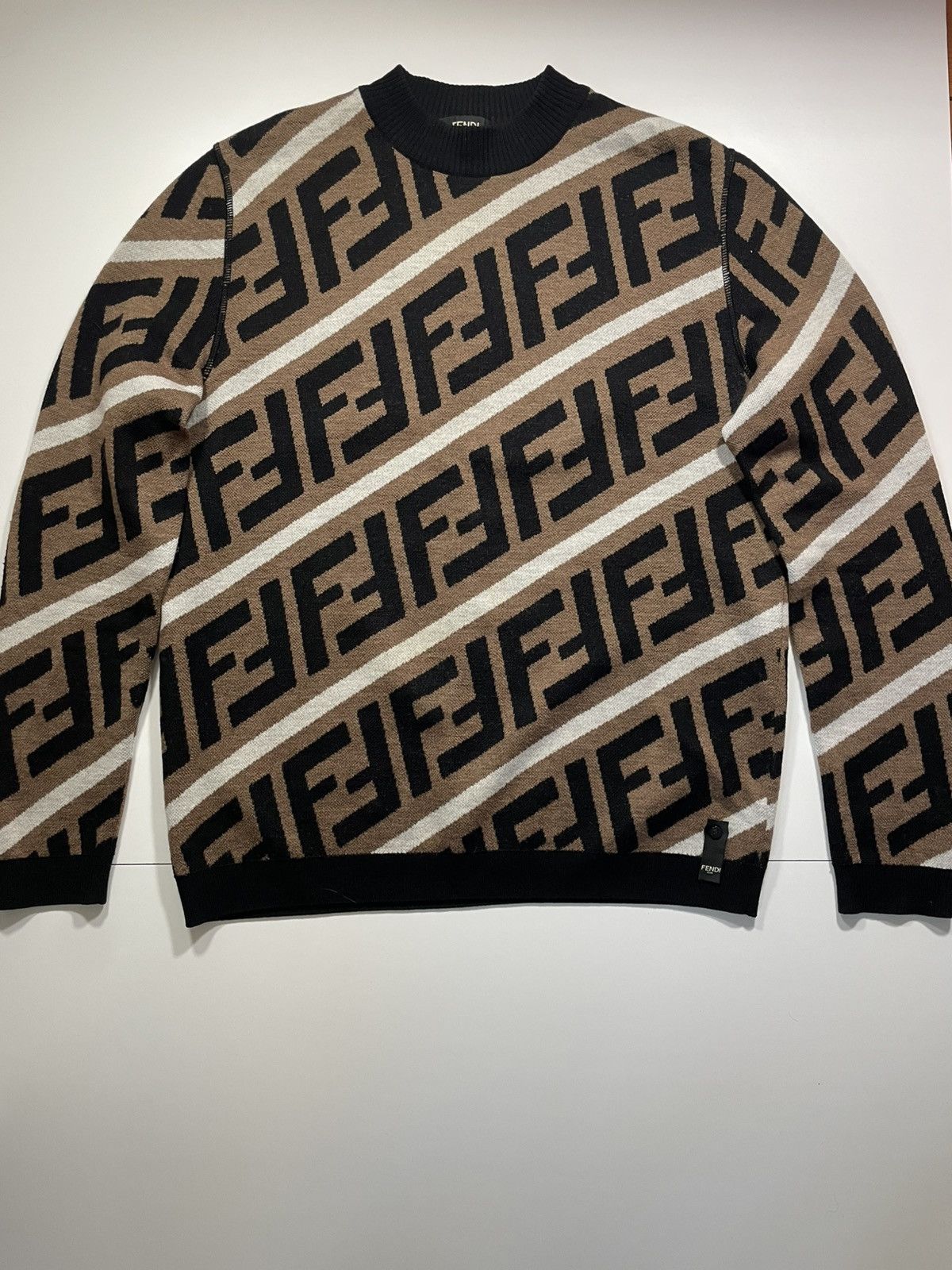 Fendi FENDI Diagonal Monogram Sweater Size US M / EU 48-50 / 2 - 1 Thumbnail