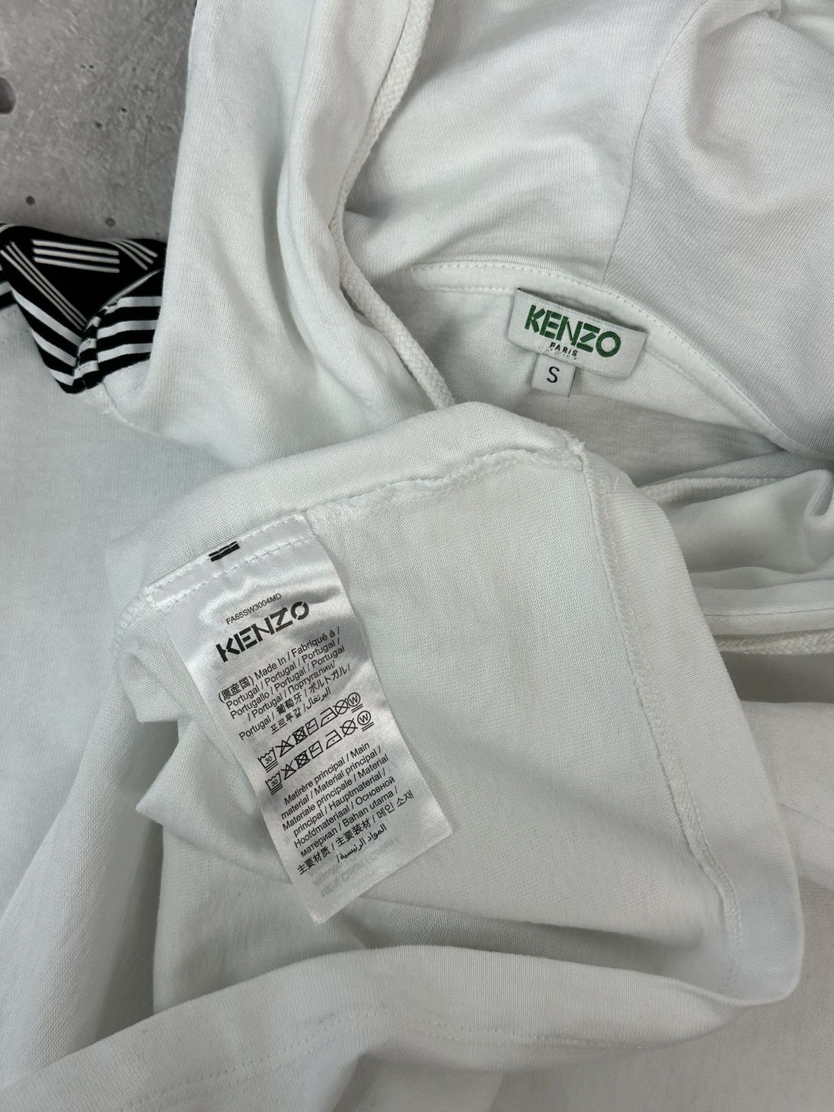 Kenzo × Vintage Kenzo Printed White Hooded Short Sleeve T-shirt Size US S / EU 44-46 / 1 - 11 Thumbnail
