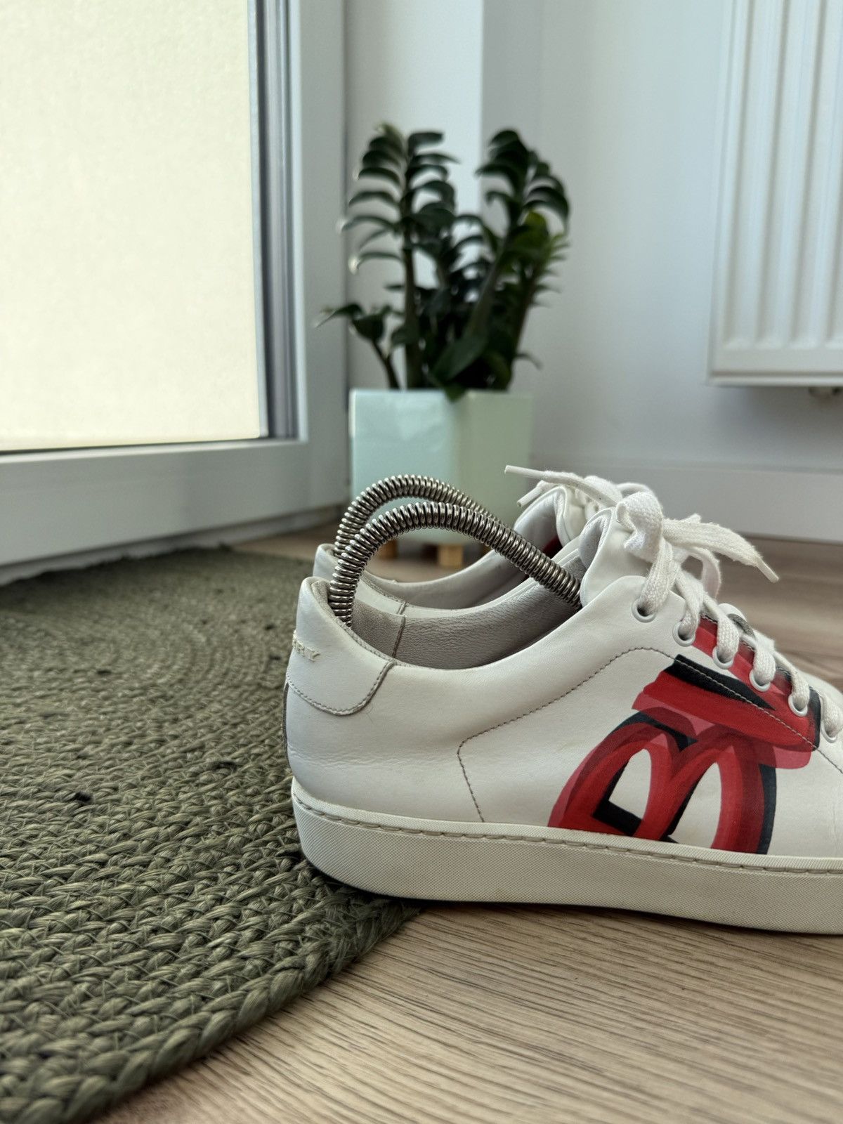 Burberry Burberry Woman big logo shoes Sneakers Size US 6.5 / IT 36.5 - 2 Thumbnail