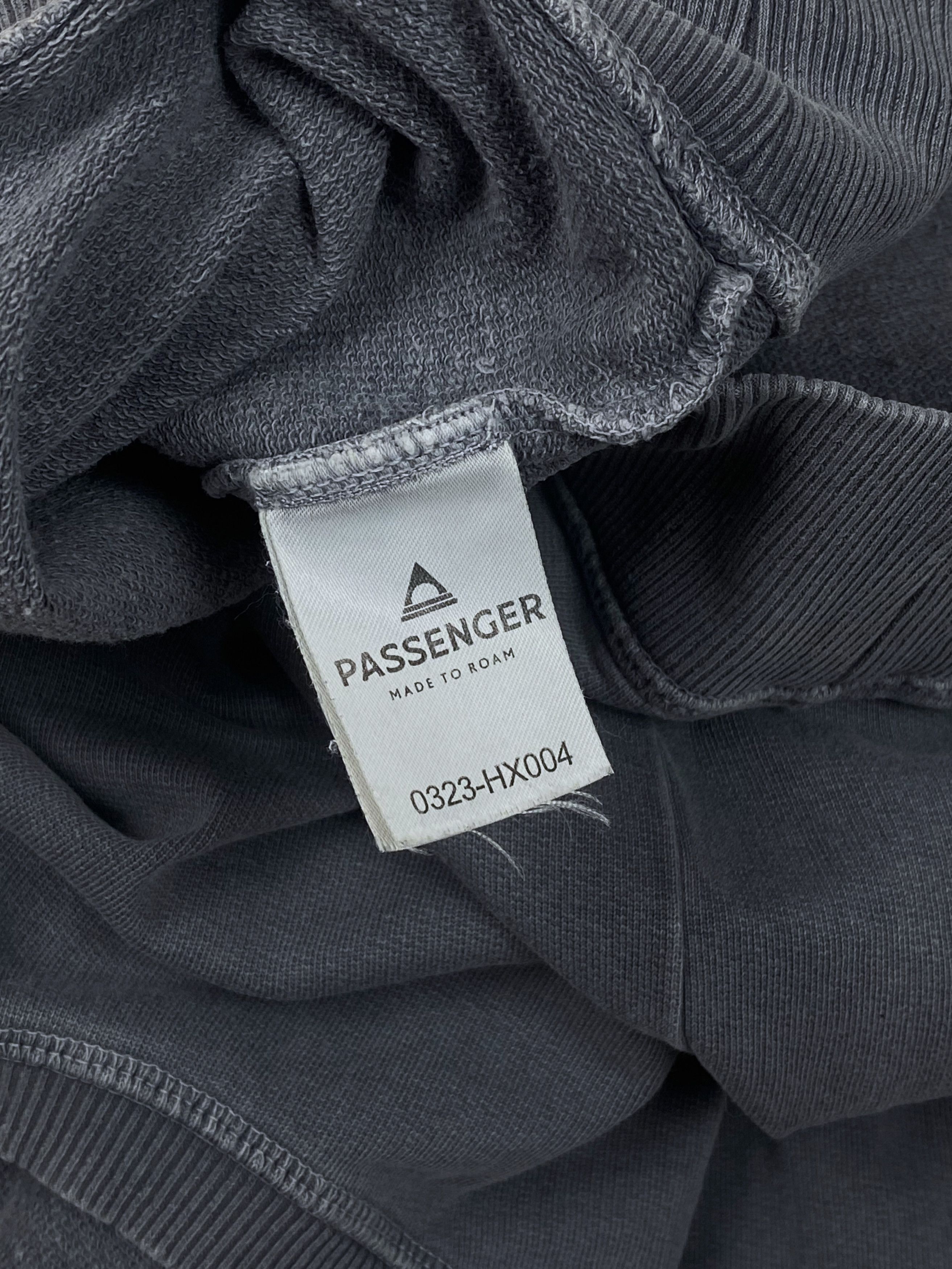 Other Vintage PASSENGER Faded Grey Big Logo Sweatshirt M658 Size US M / EU 48-50 / 2 - 8 Thumbnail