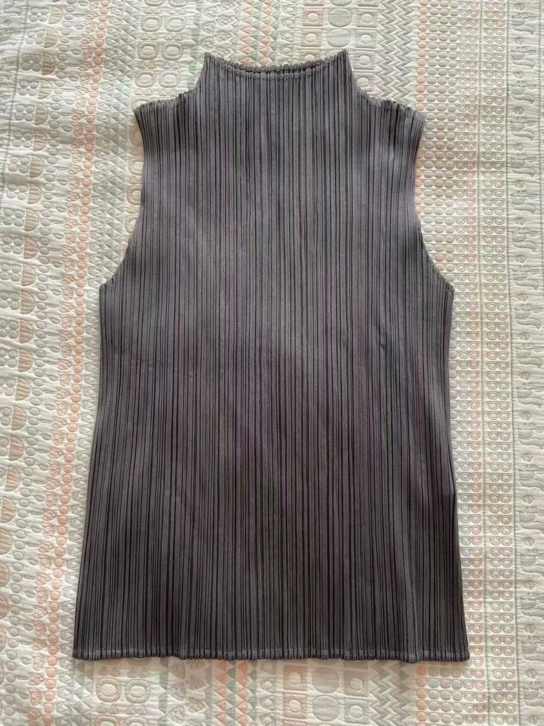 Issey Miyake issey miyake size:3 Grey vest 2506-Nextarrow Size XXS / US 00 / IT 34 - 2 Thumbnail