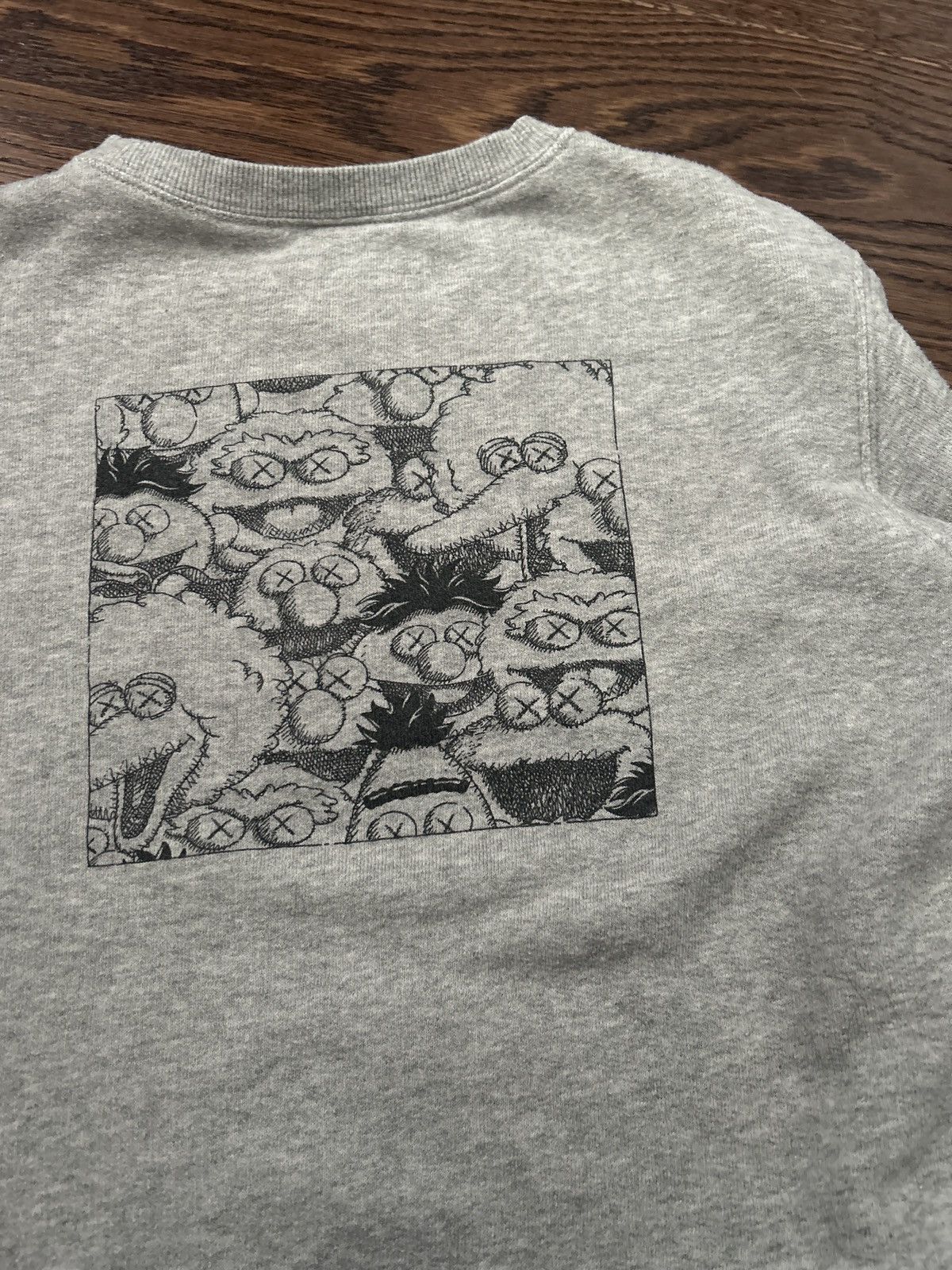 Cartoon Network sweatshirt kaws sesame street Size US S / EU 44-46 / 1 - 1 Thumbnail