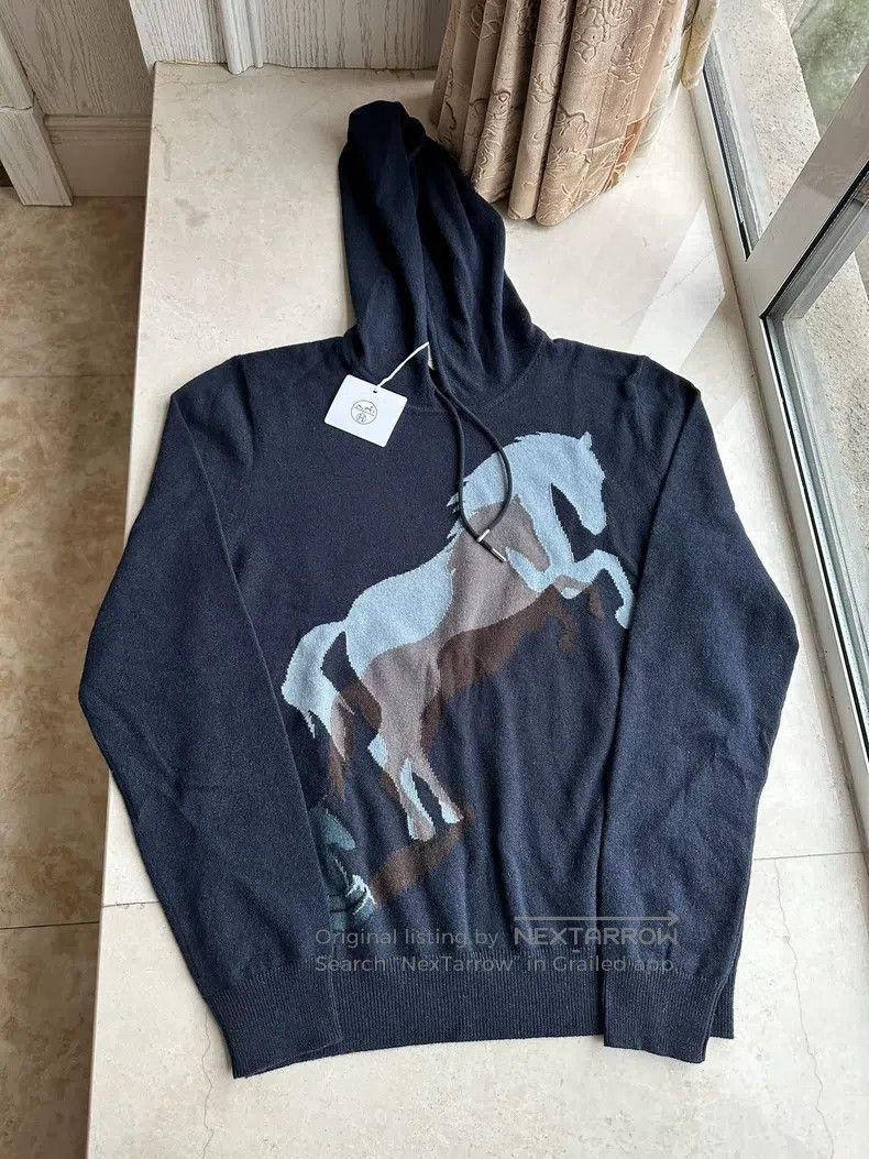 Hermes Hermes Galloping Horse Hooded Knit Top, 100% Cashmere Size US M / EU 48-50 / 2 - 1 Thumbnail