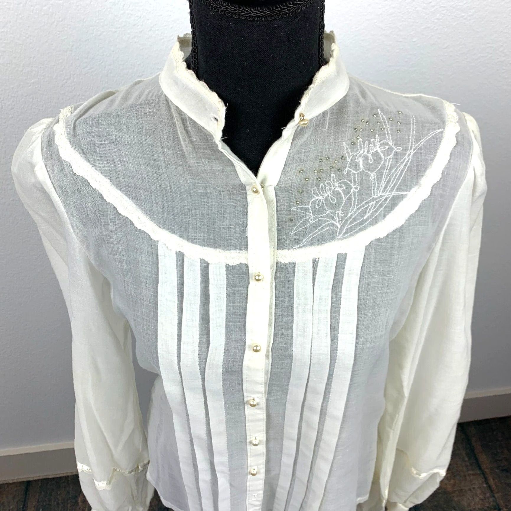 Vintage VINTAGE Jessica's Gunnies Embroidered Peasant Boho Victorian Sheer Top Shirt S Black? Size S / US 4 / IT 40 - 2 Thumbnail