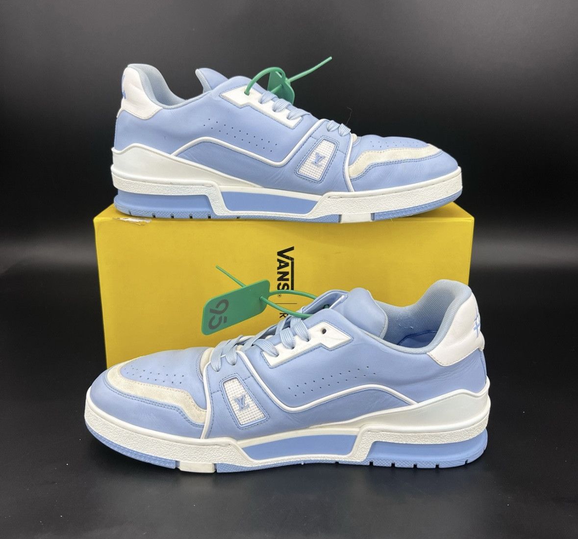 Louis Vuitton Louis Vuitton Trainer Leather Low-Top Sneakers Blue Men’s Size US 8 / EU 41 - 8 Thumbnail