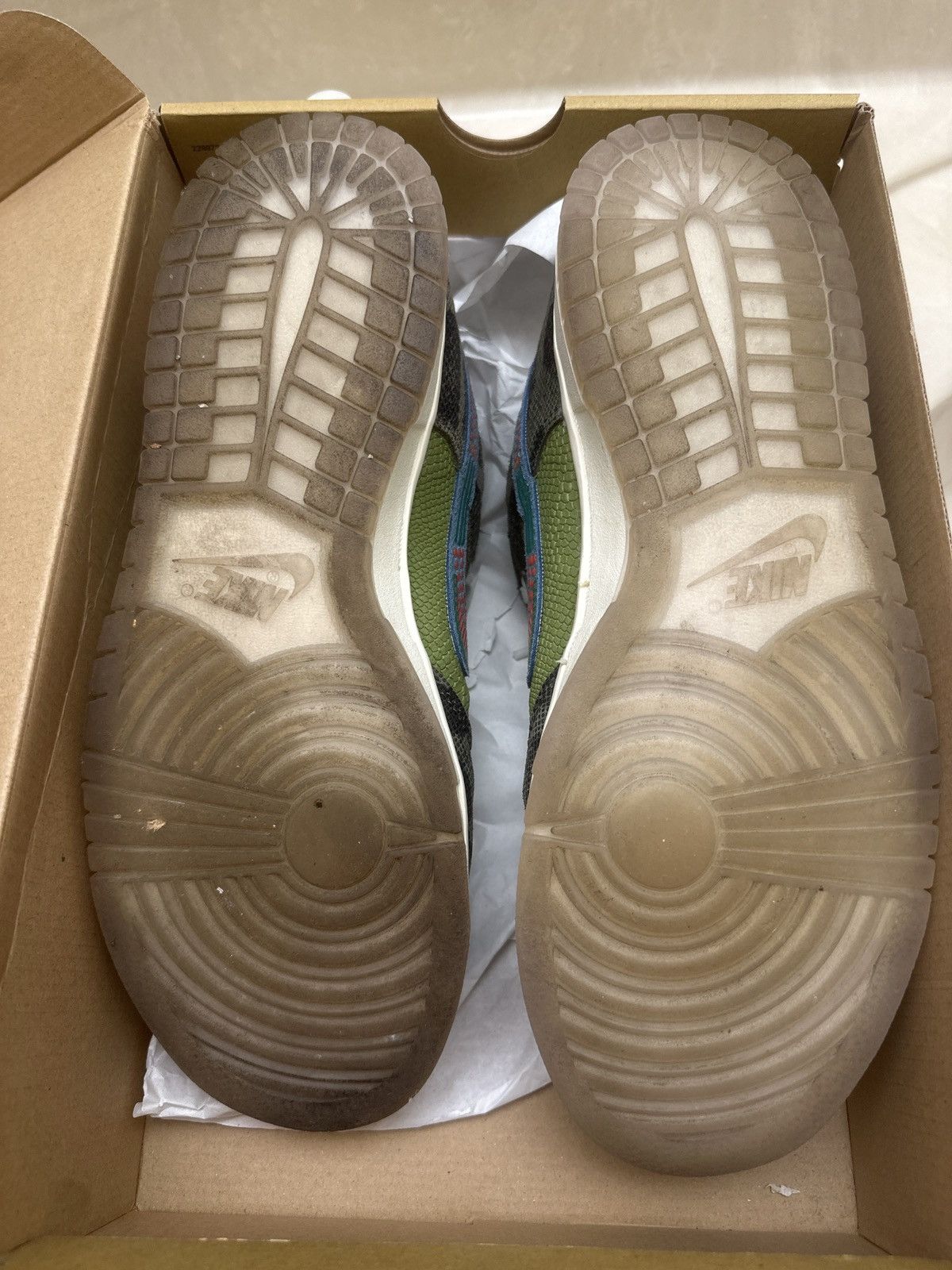Nike Dunk Low “siempre familia” Size US 9.5 / EU 42-43 - 5 Thumbnail